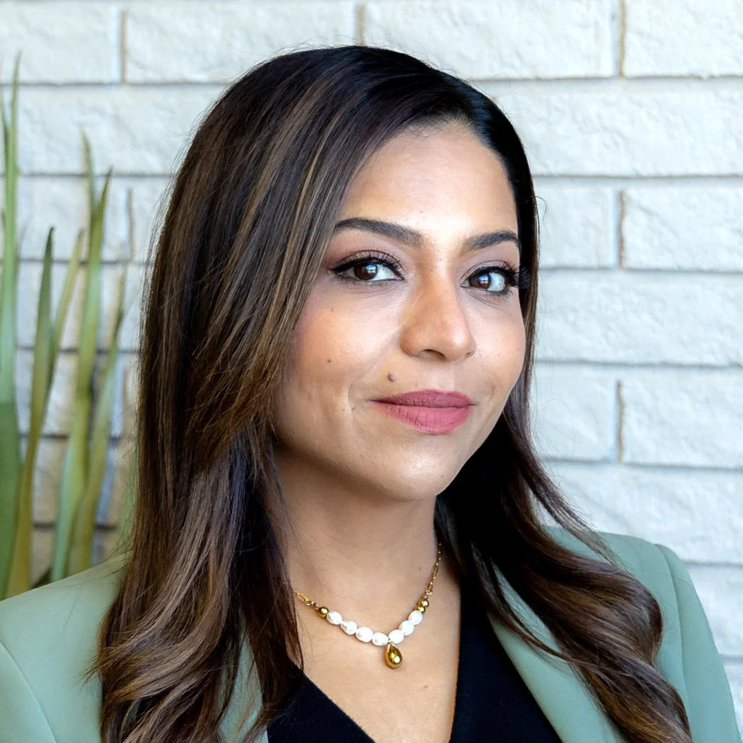 Yaneth Mares' head shot.