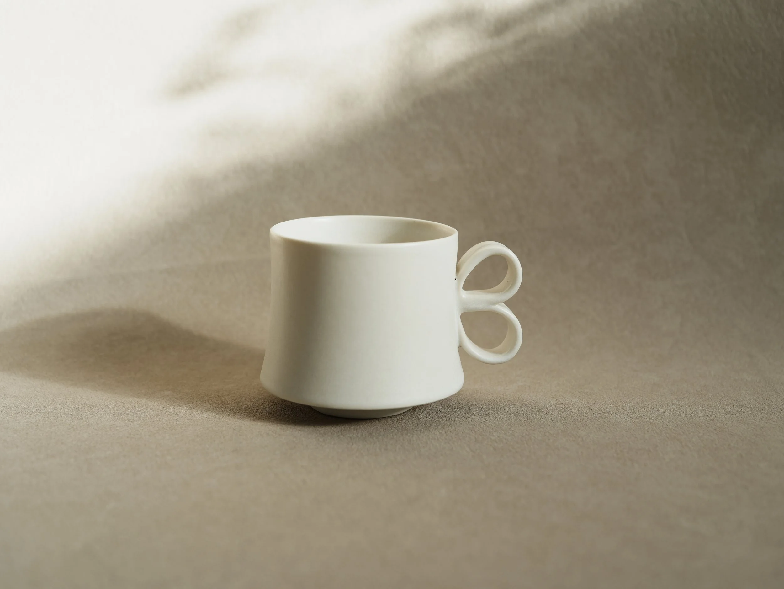 Bow Handle Mug