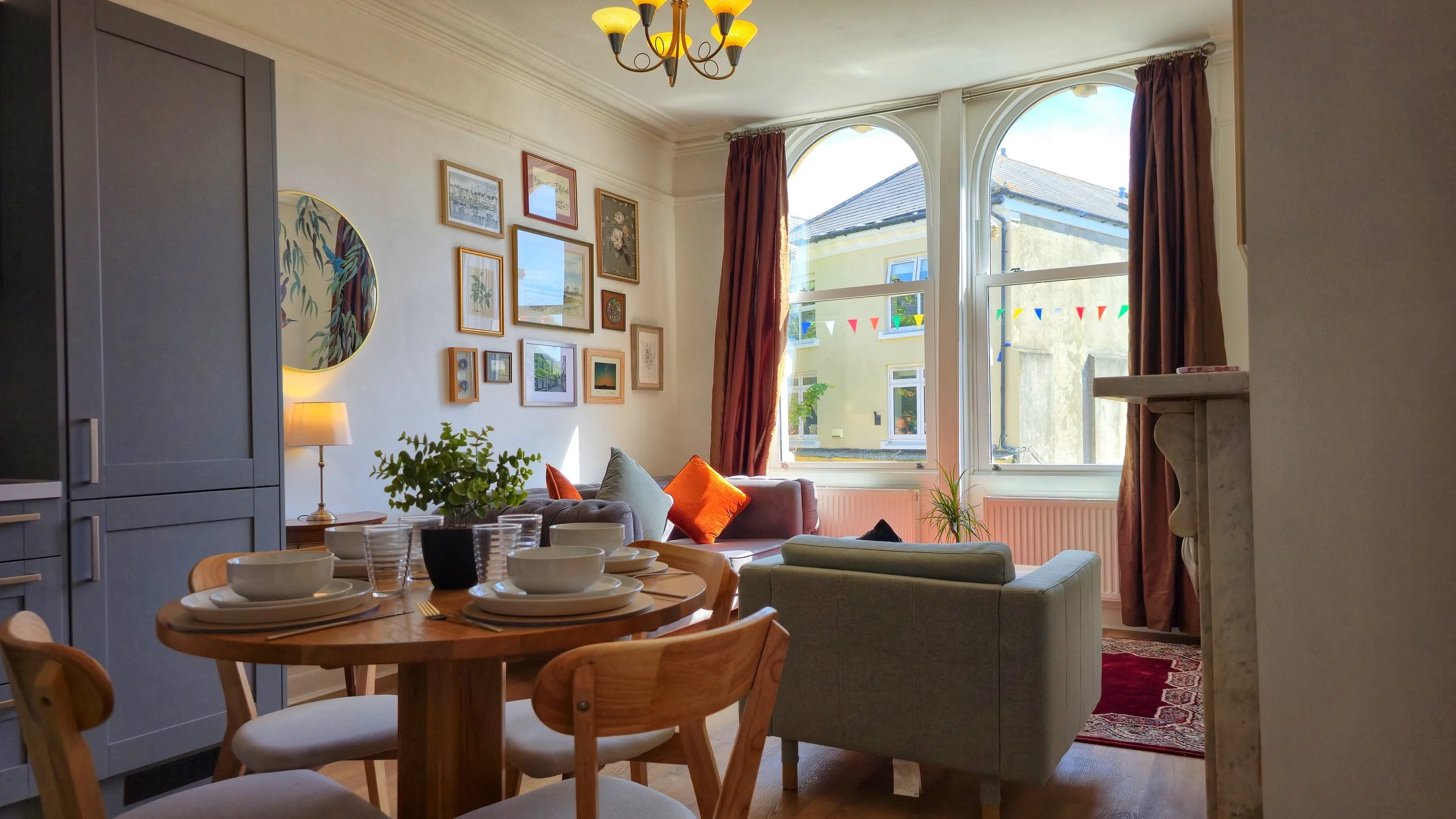 Fisherton Street 98A living room - self-catering holiday apartment in central Salisbury, steps from the Cathedral