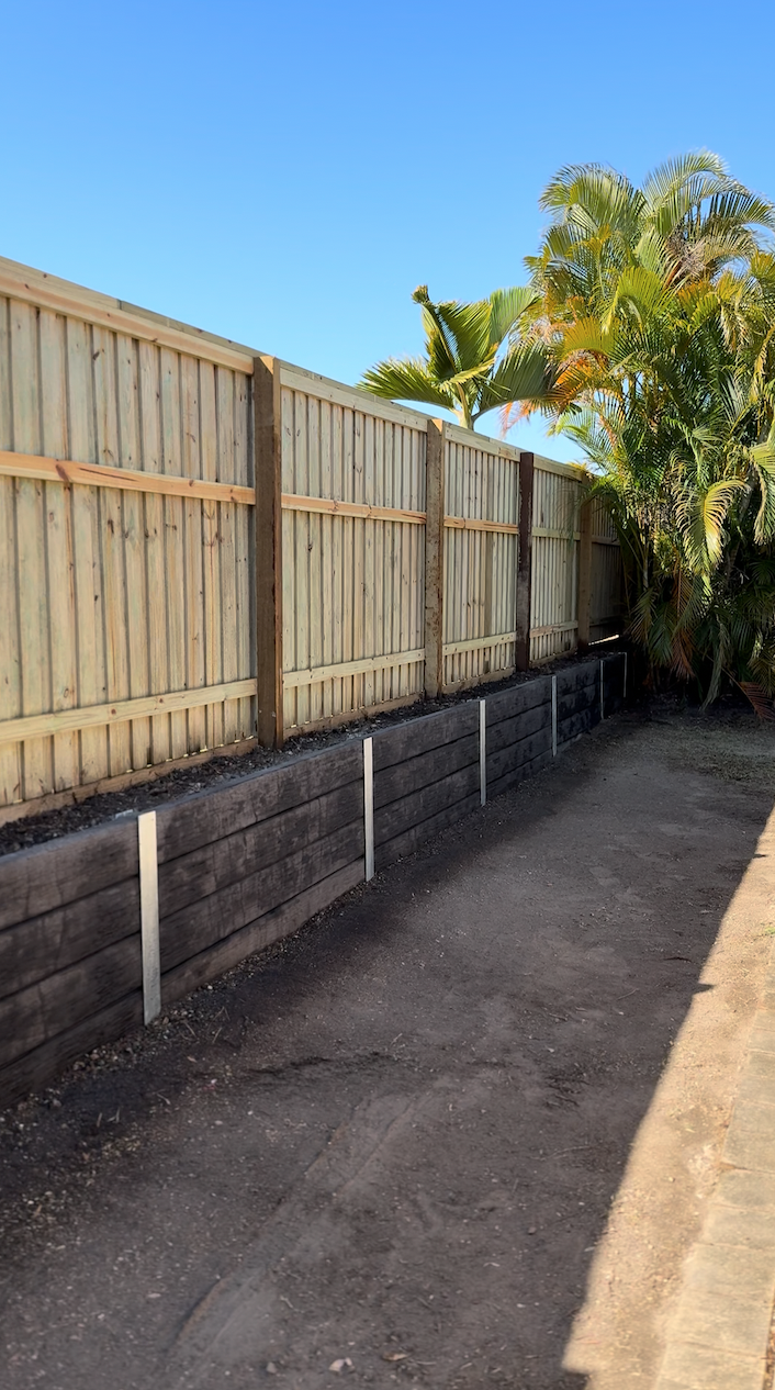 Concrete sleeper wall and timber fencing completed in Tallebudgeera
