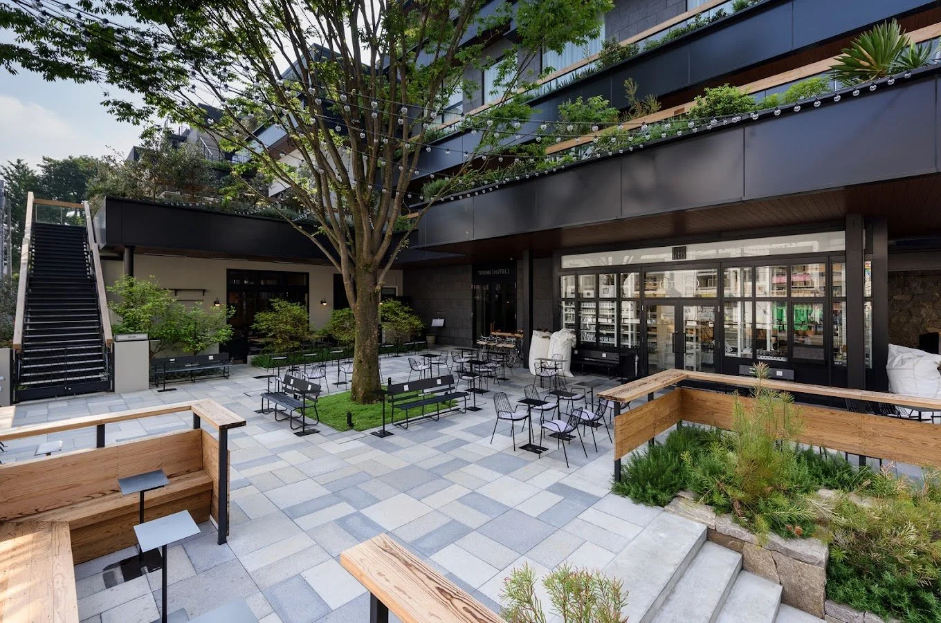 trunk hotel shibuya courtyard.jpg