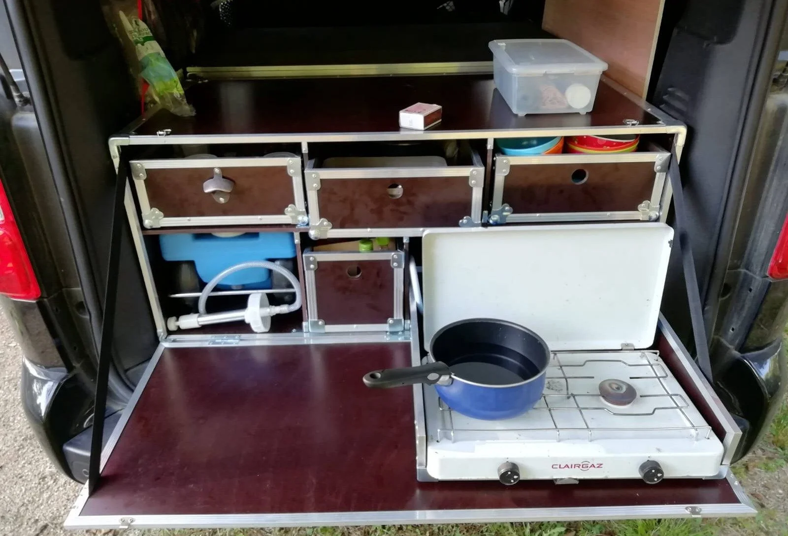 Coffre aménagé van camper