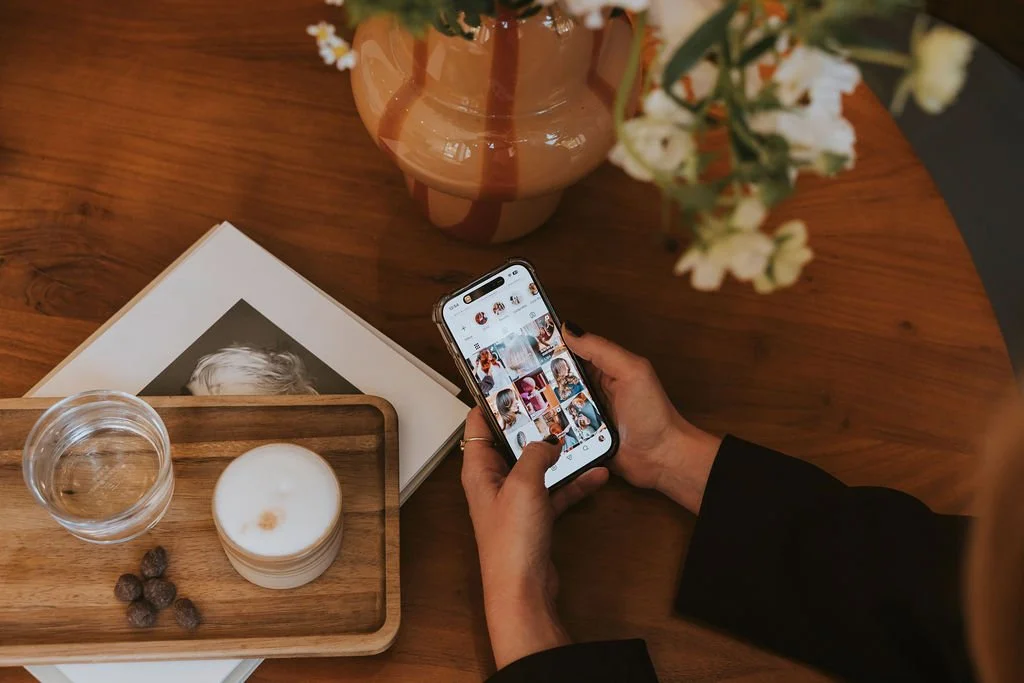 
LONN Hair afspraak maken social media Koffie kapsalon Rotterdam