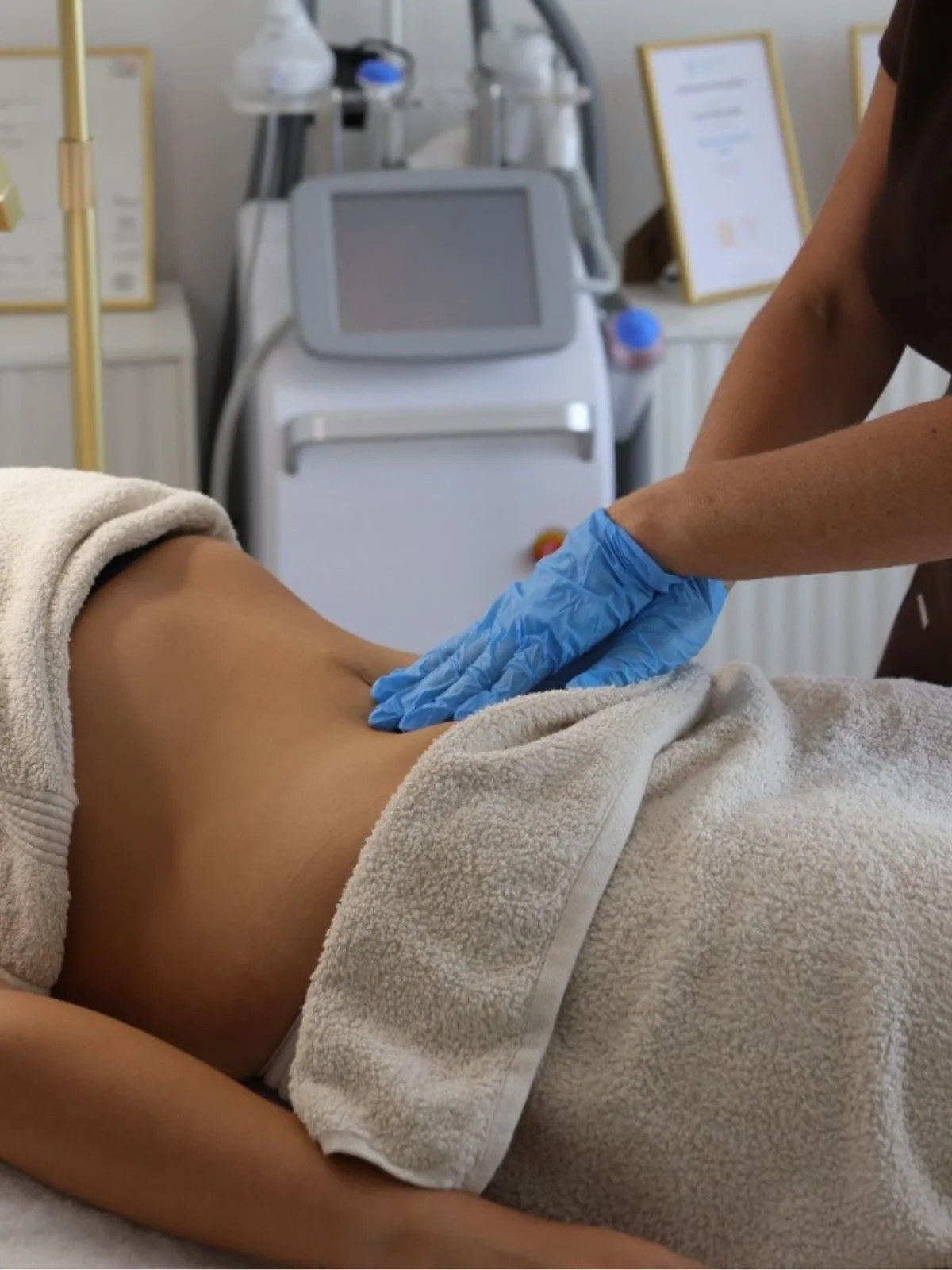 Lymphatic drainage massage treatment at The Sculpt Studio