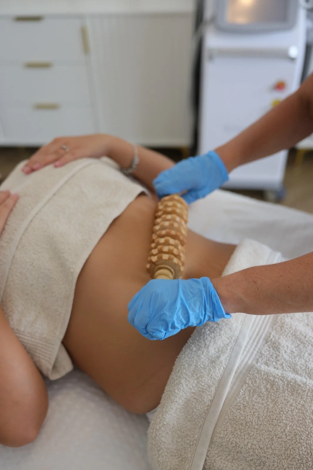 Wood therapy body contouring treatment at The Sculpt Studio