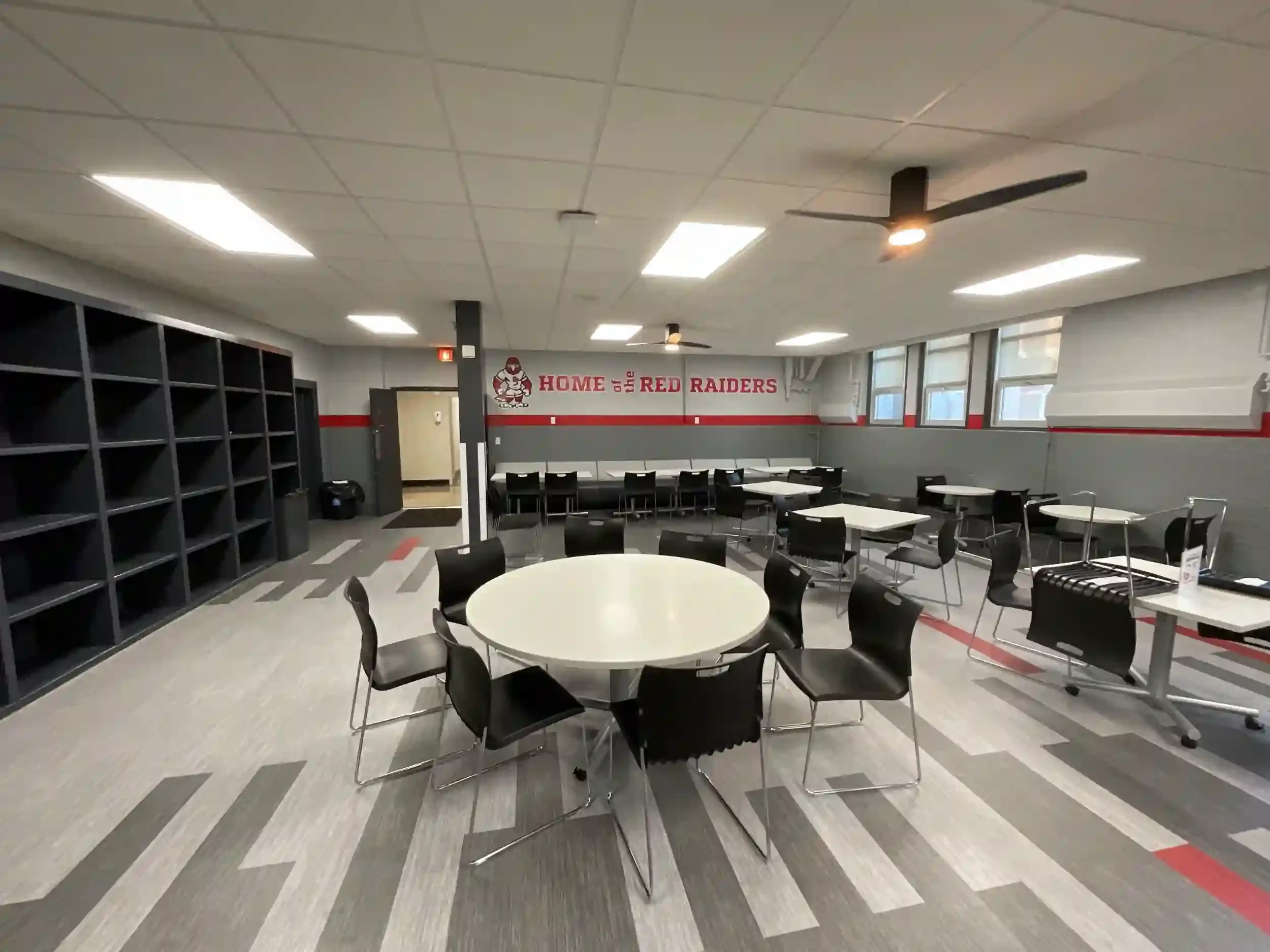 project-gallery-st-francis-student-dining-room-7.webp