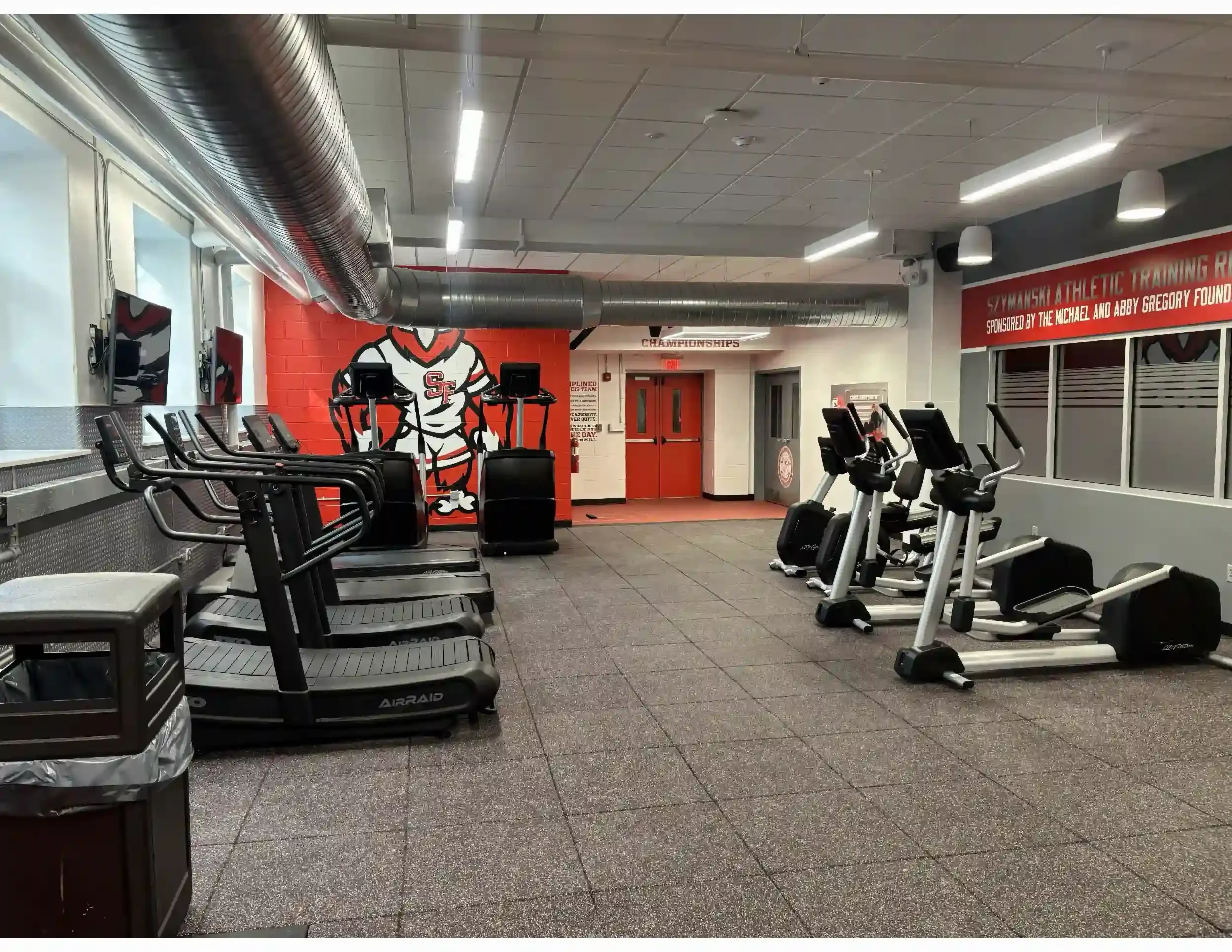 project-gallery-st-francis-athletic-center-114.webp