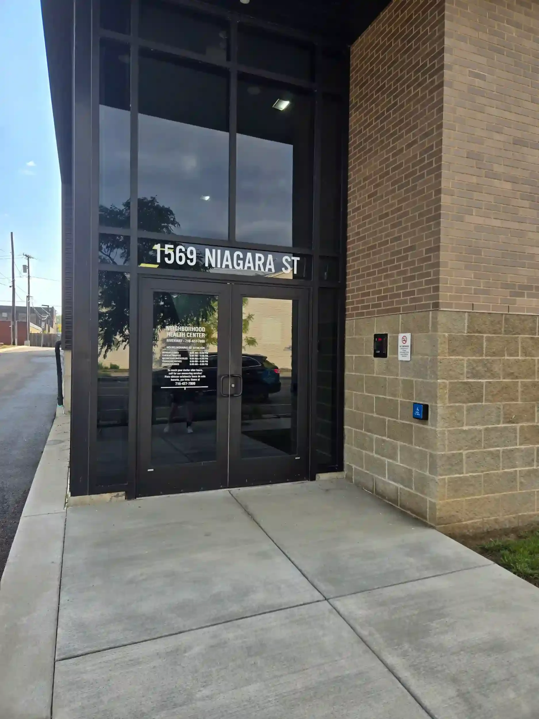 project-gallery-neighborhood-health-center-niagara-street-5.webp