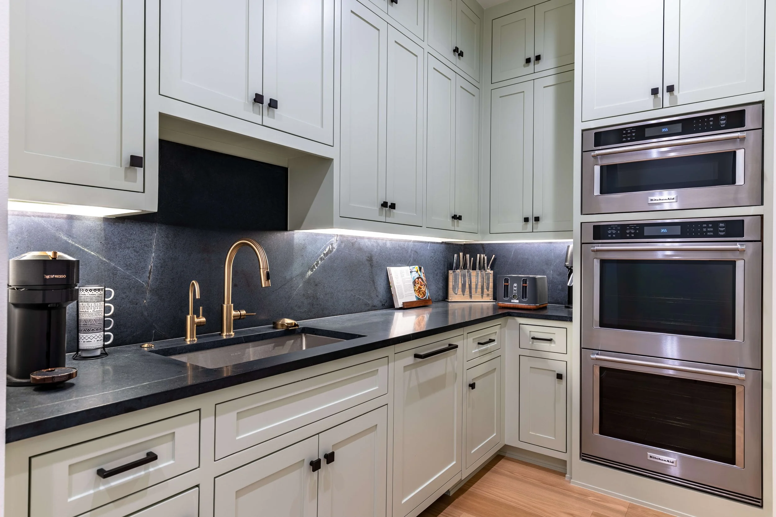 Waters Edge - Custom Home North Texas20.jpg
