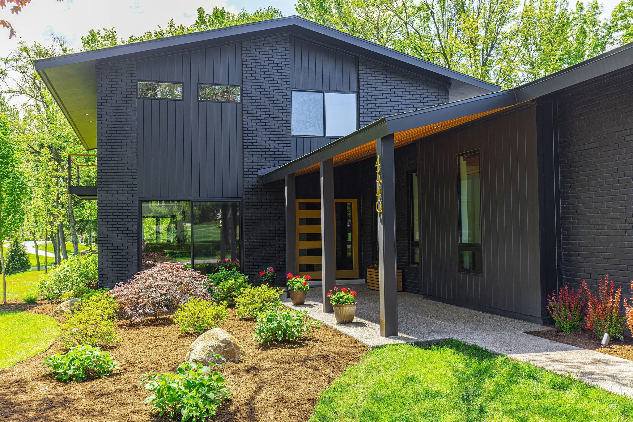 4340CharingCrossRd-13.jpg