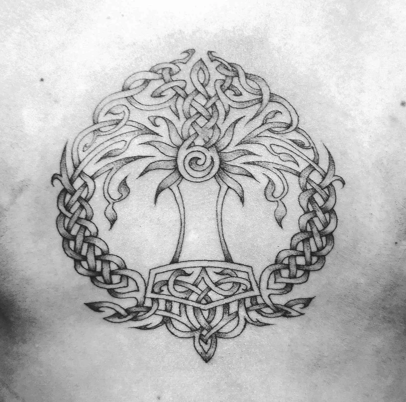 web_tattoo_baum.jpg