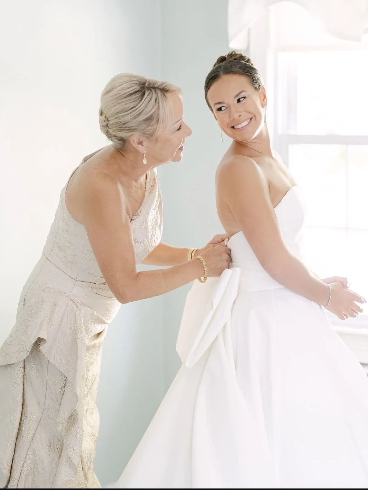 Eleyn Aloe, Eleyn Aloe Makeup Artist, Eleyn Aloe Makeup Artistry, Luxury Makeup Artist Long Island, Huntington NY Makeup Artist, Soft Glam Makeup Artist