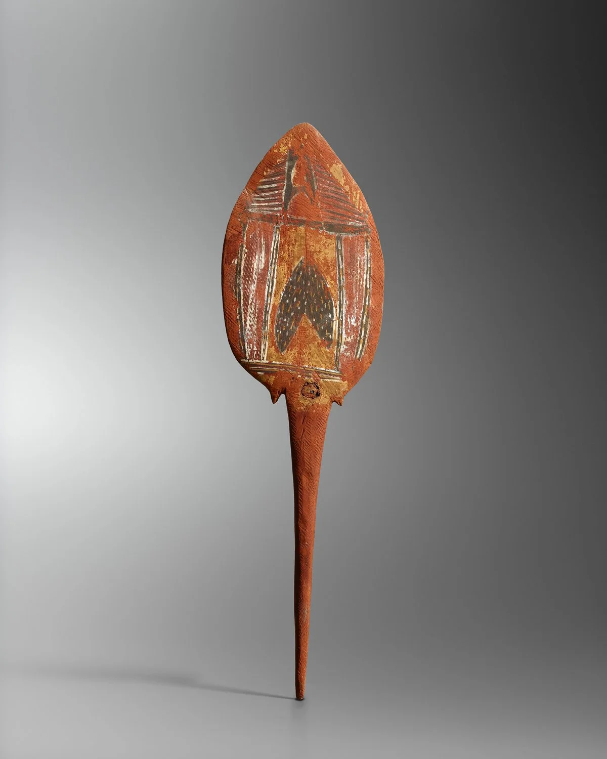 CHARME REPRÉSENTANT UNE RAIE <em>RANGGA</em>