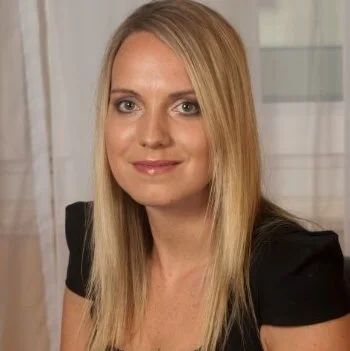caroline harris - deliveroo 24:02:20.jpg