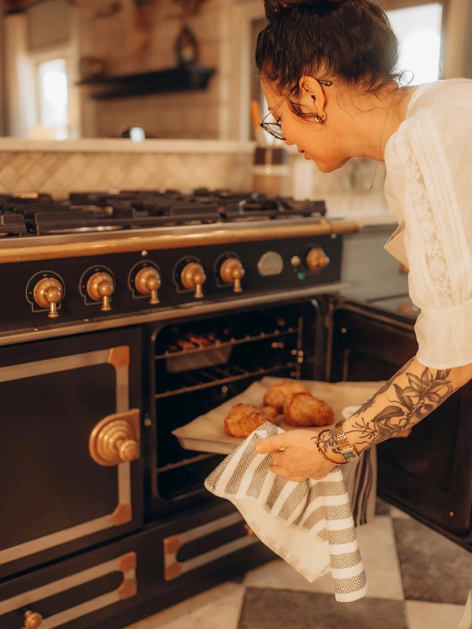 A love affair like no other with @lacornueusa ✨ #privatechef
