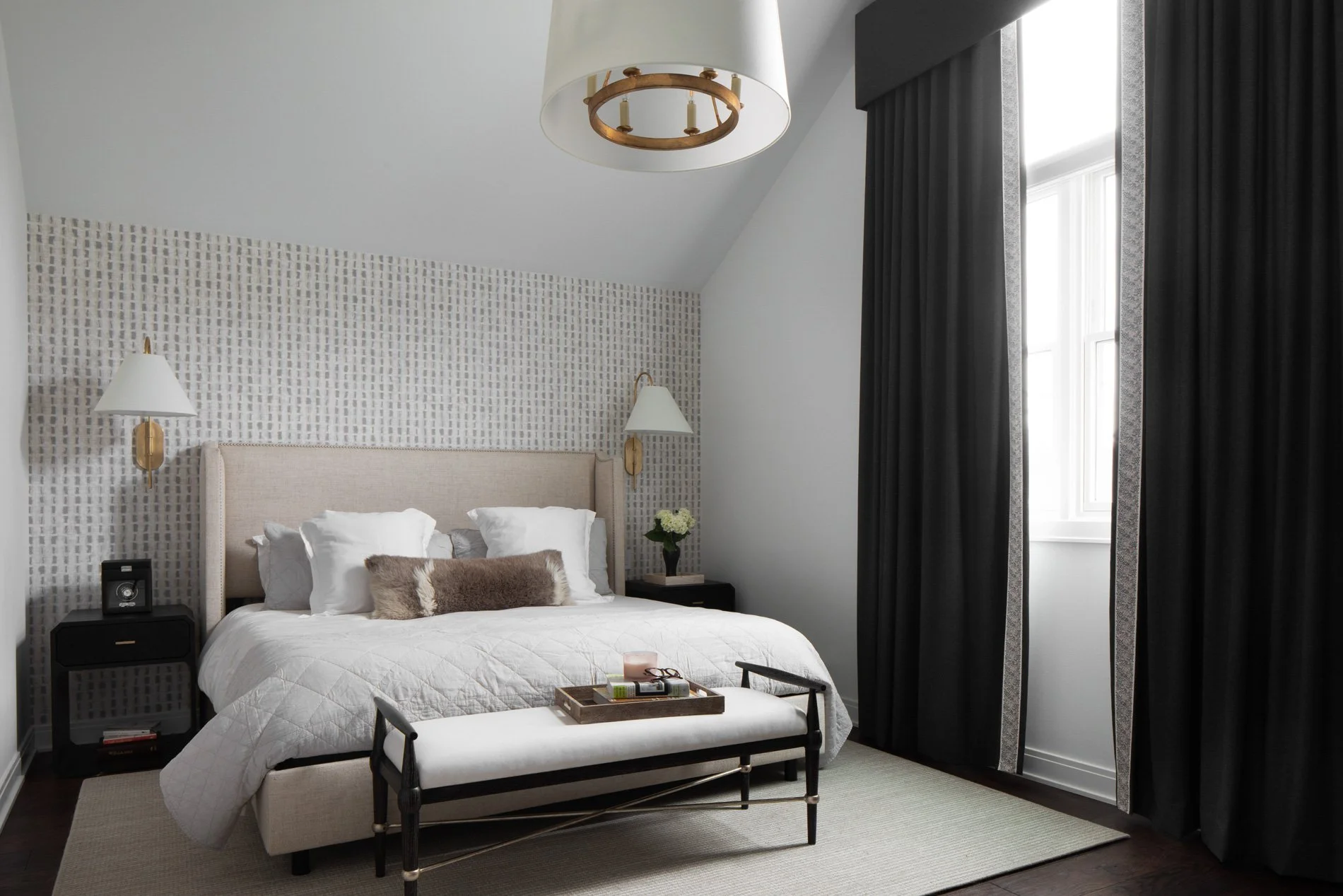 Matte & Gloss Interiors is a full-service residential interior design studio serving Chicago and the North Shore with timeless, refined home design.