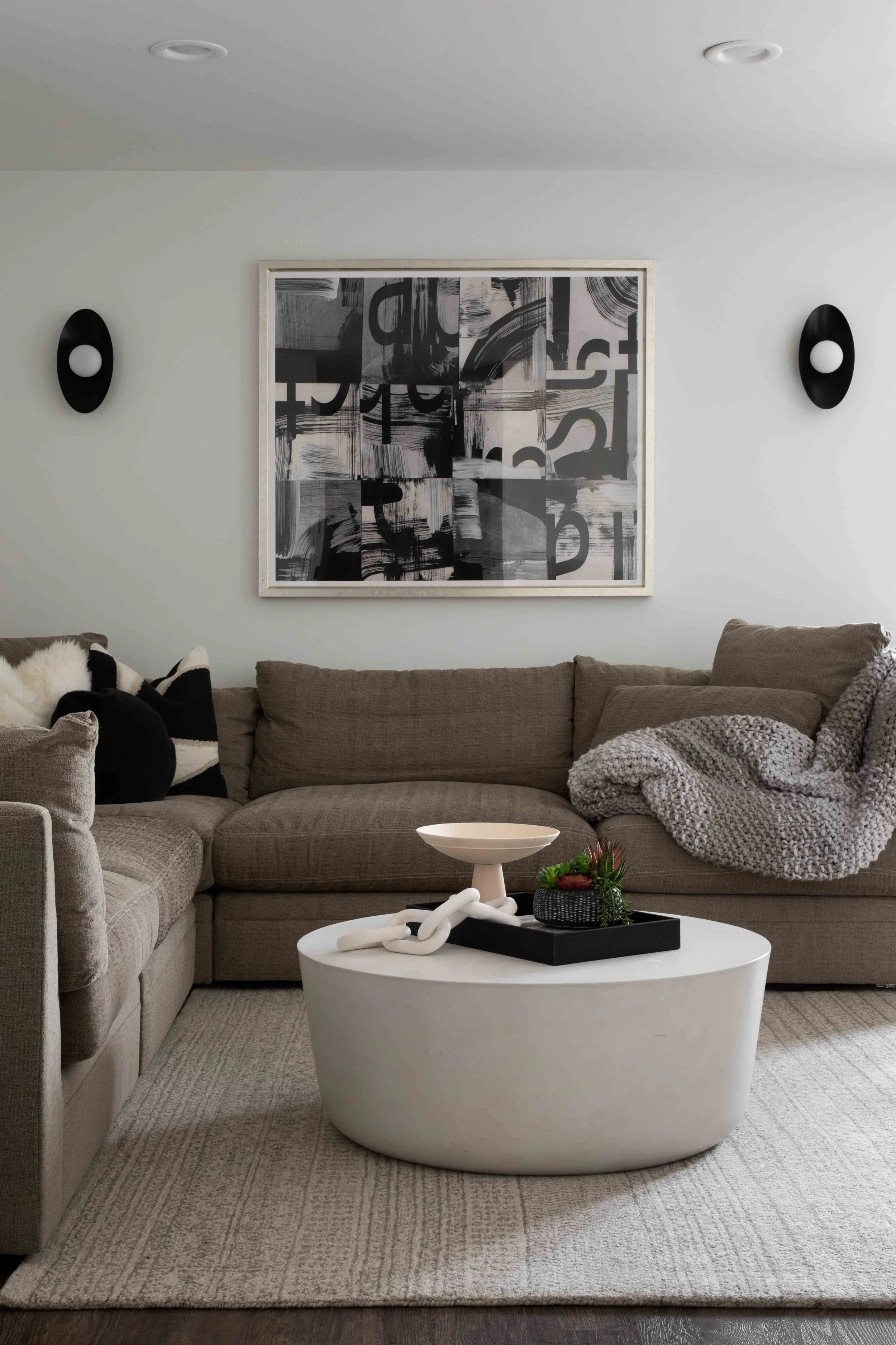 Wolcott_Ave_Matte_and_Gloss_Interiors_Ryan_Hainey_Photography009.JPG