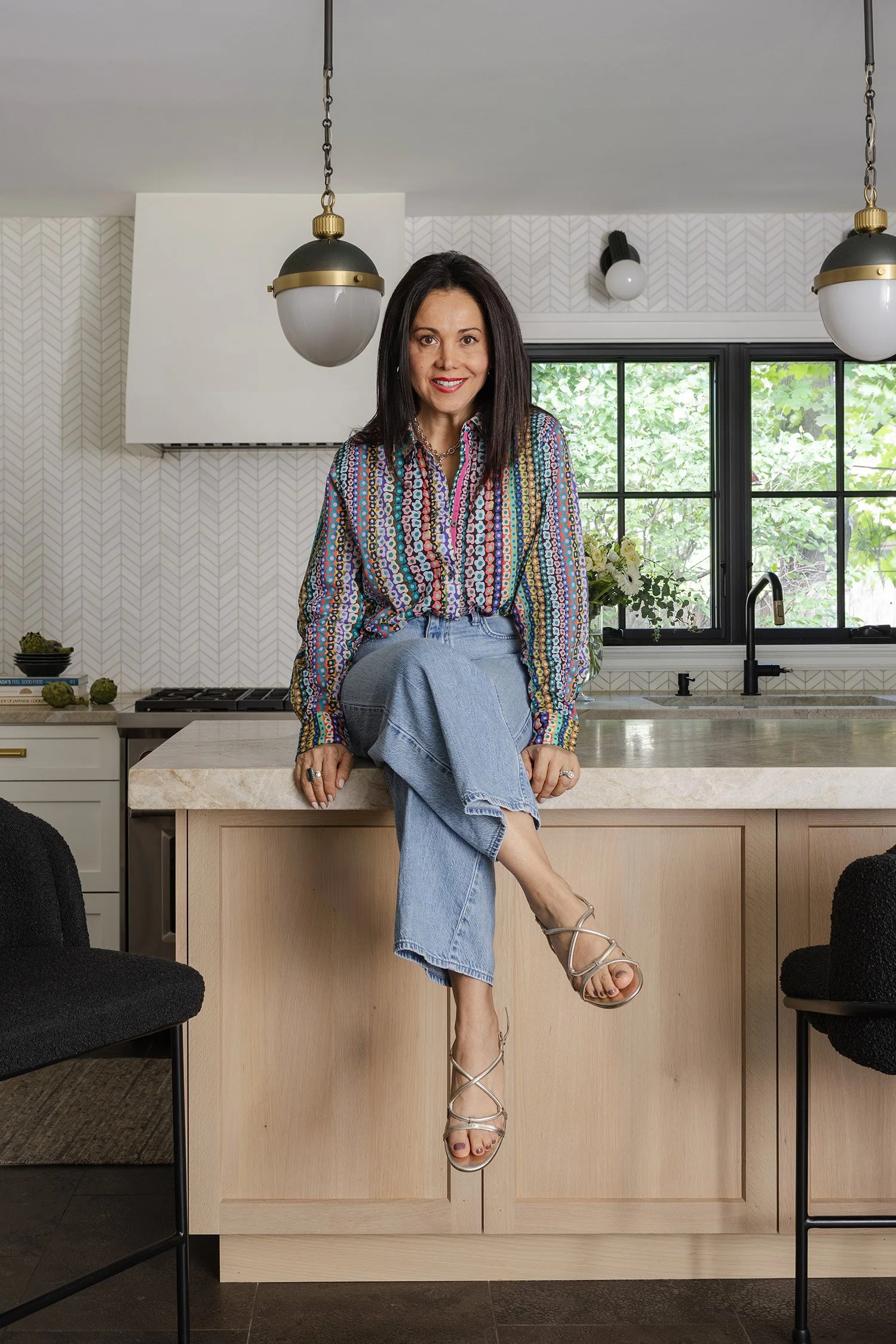 Matte & Gloss Interiors is a full-service residential interior design studio serving Chicago and the North Shore with timeless, refined home design.
