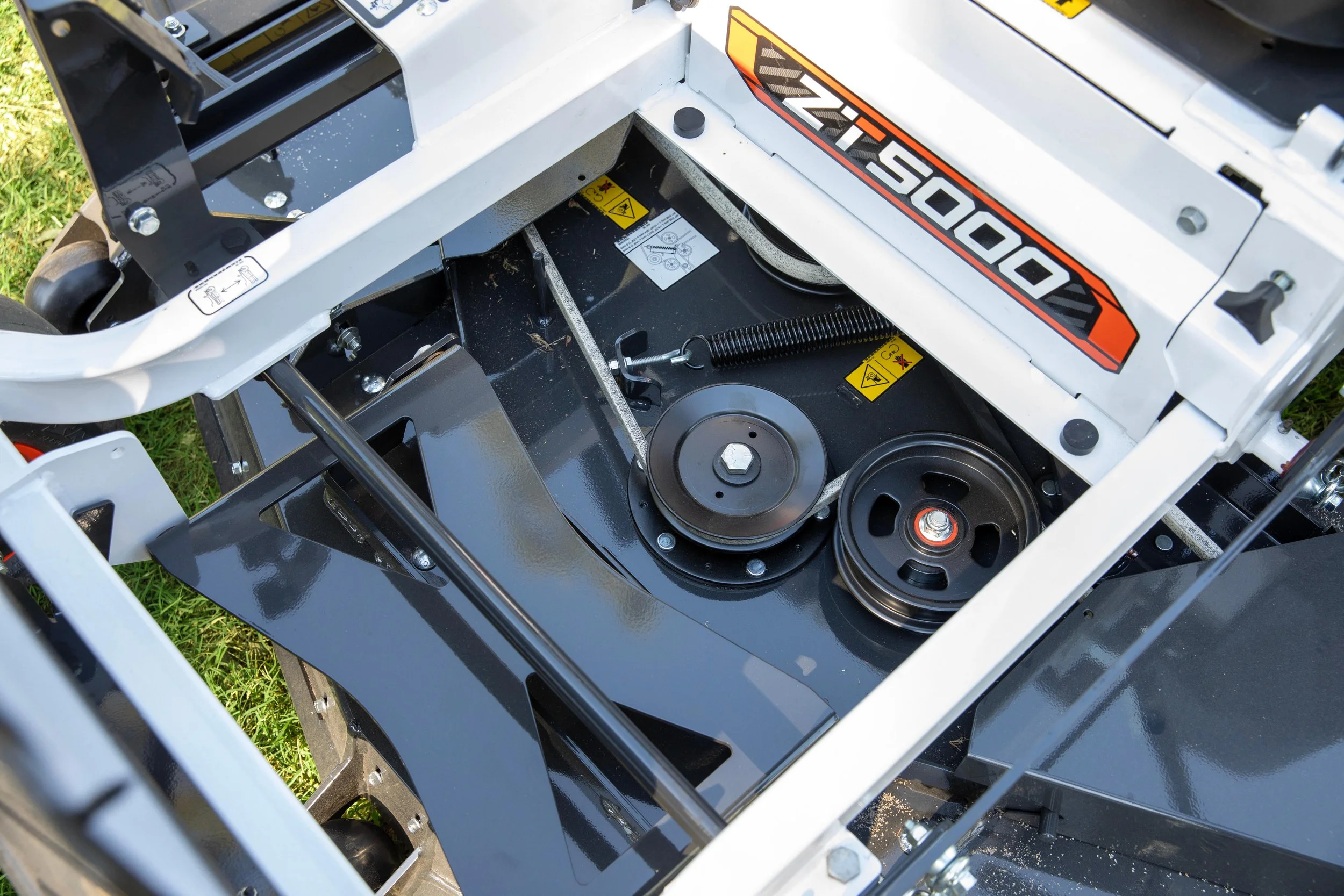 bobcat-zt5000-feature-6779-041426.jpg