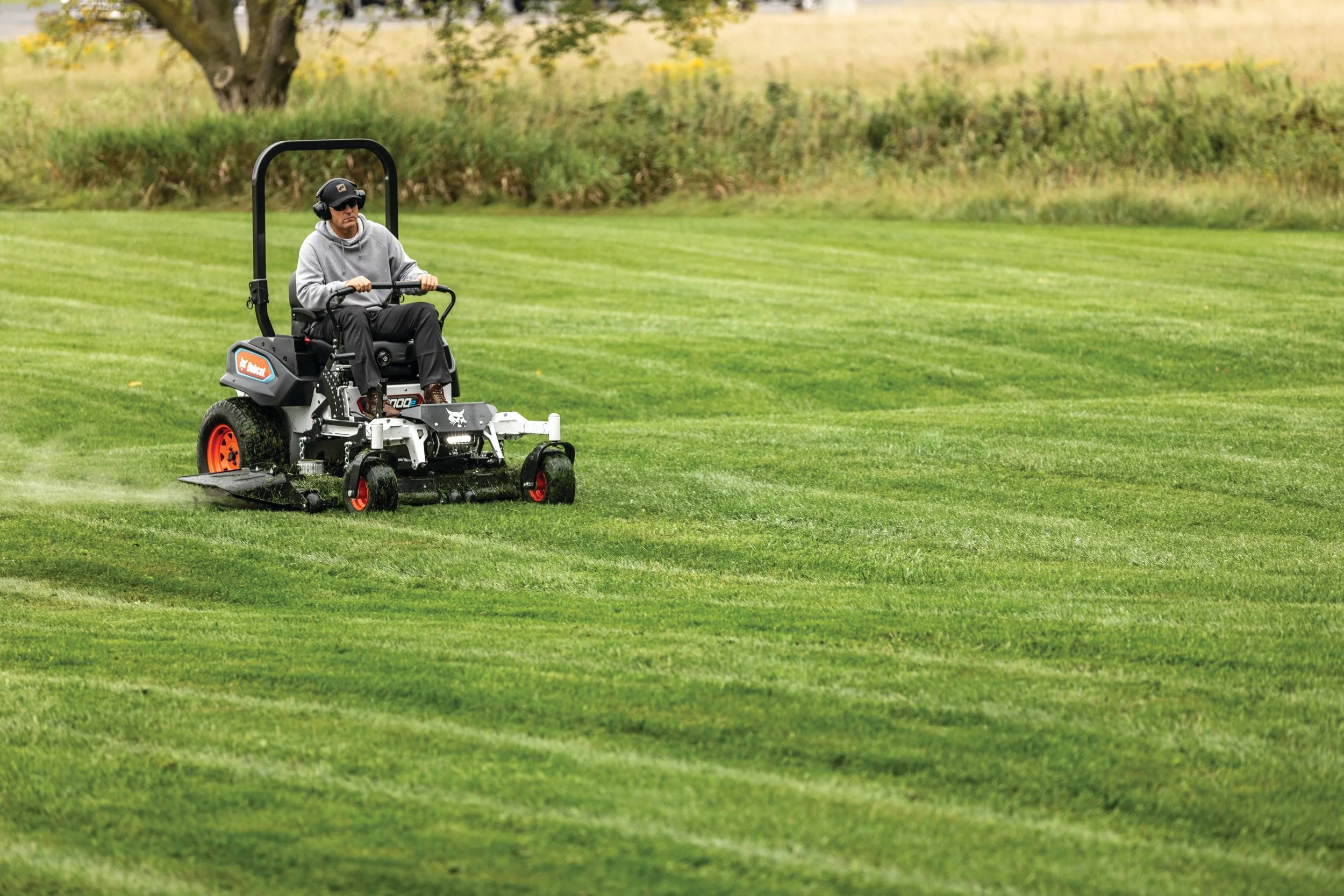 bobcat-zt6000e-zero-turn-mower-5d47211-091923.jpg