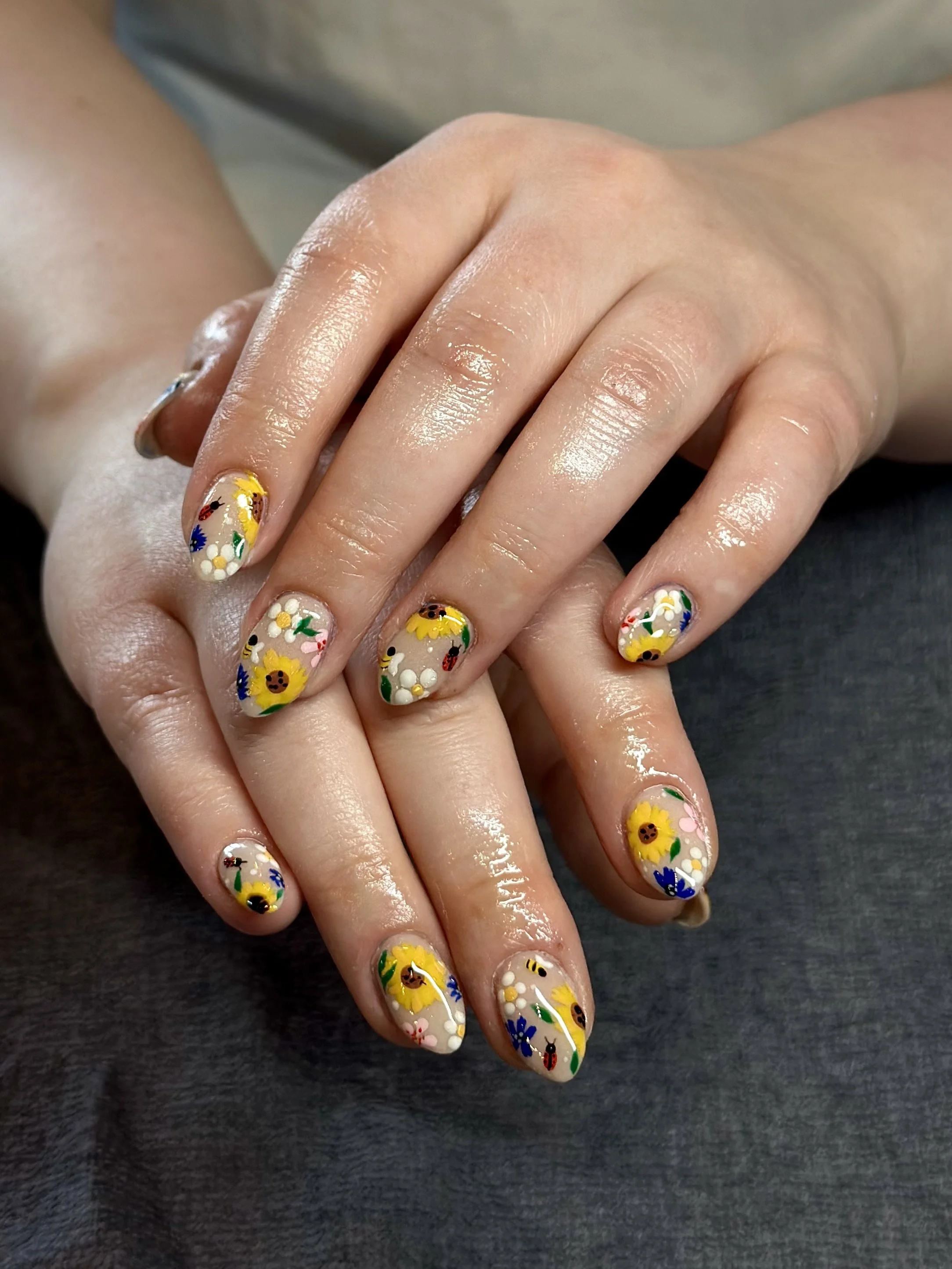 NAIL ART