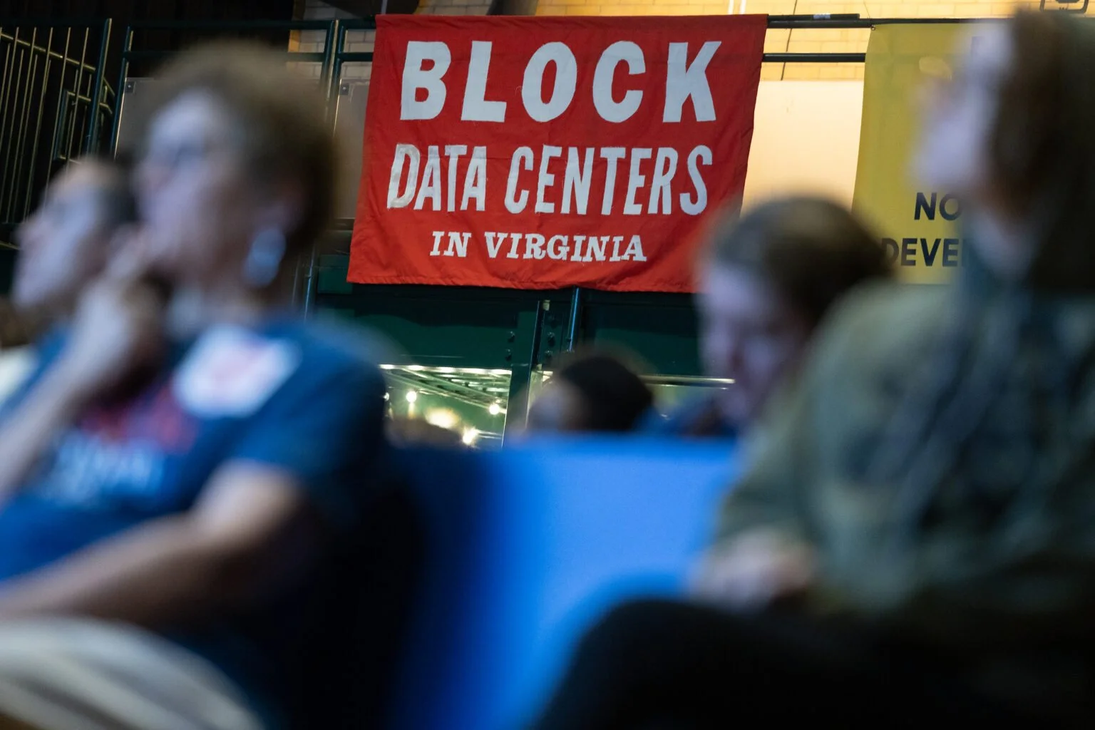 8.18_-Data-Center-Town-Hall_Style_JTH-12-1536x1024.jpg