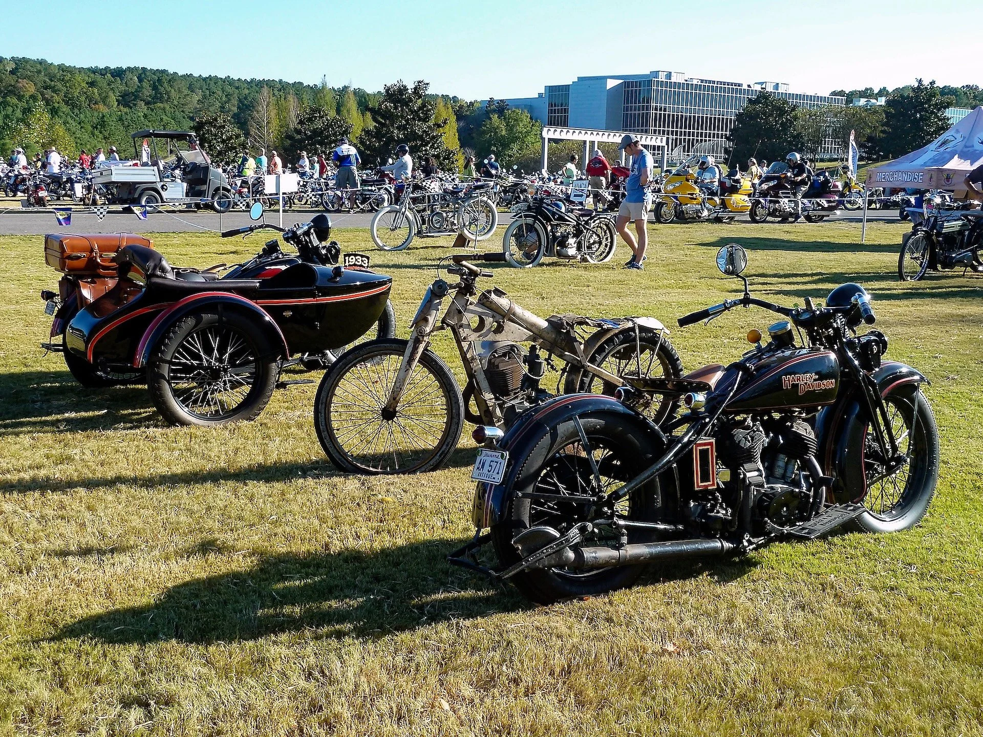 Another group of vintage bikes.