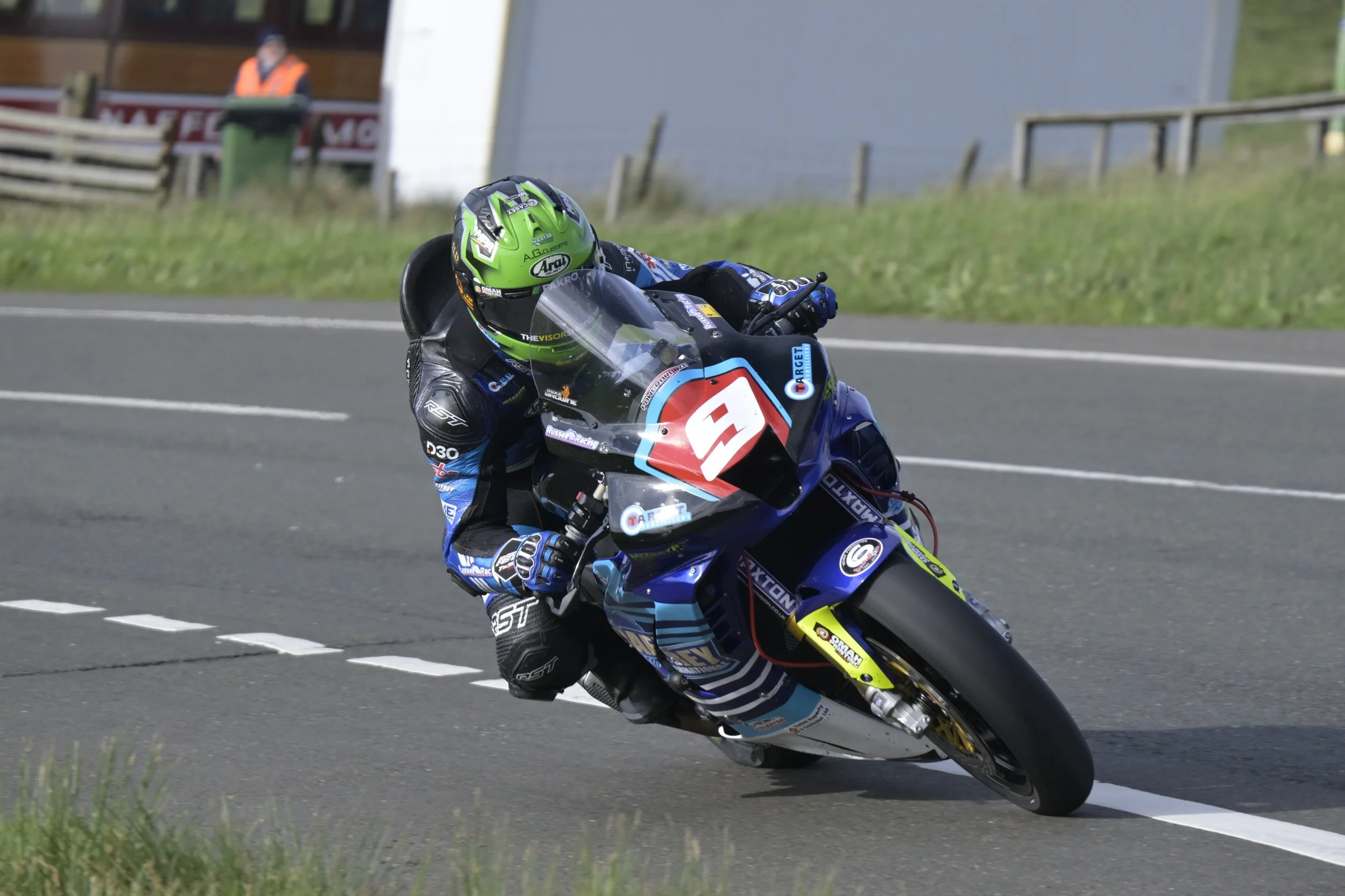 Milwaukee Senior TT. #9 Mike Browne - Honda CBR1000RR - Caffrey Intl by Russell Racing. Photo taken at Bungalow. 