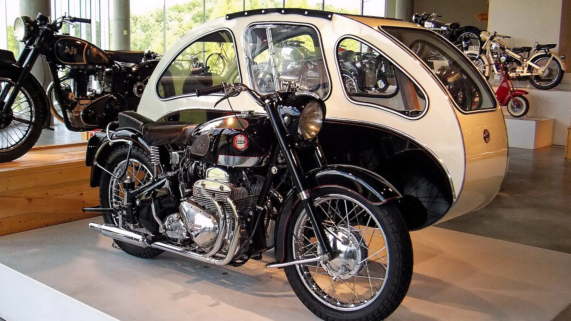 1958 Ariel Square 4 4G MK II with Enclosed Sidecar.