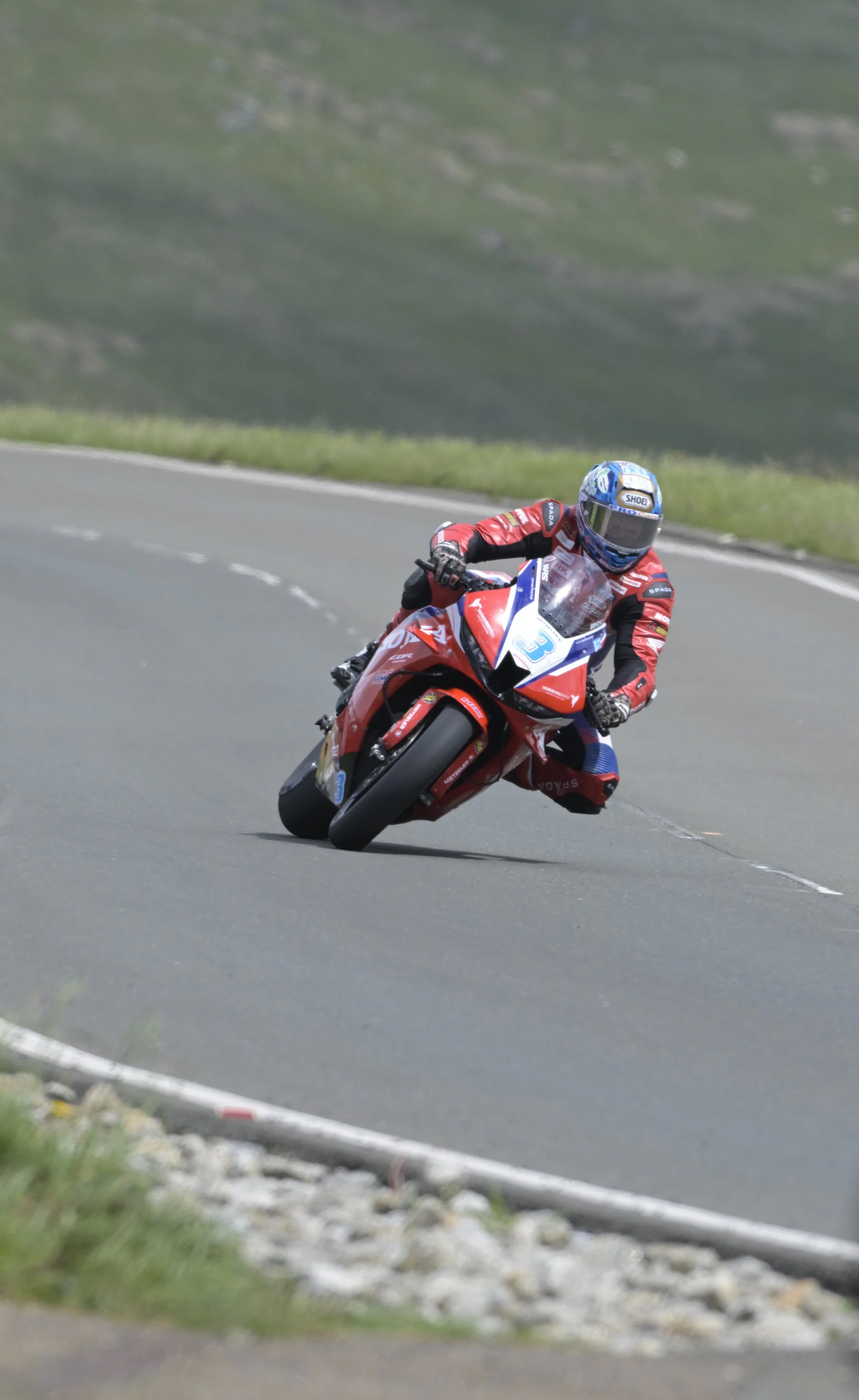 Monster Energy Supersport TT Race 2. #3 Dean Harrison - Honda CBR600RR - Honda Racing. Photo taken at Bungalow. 