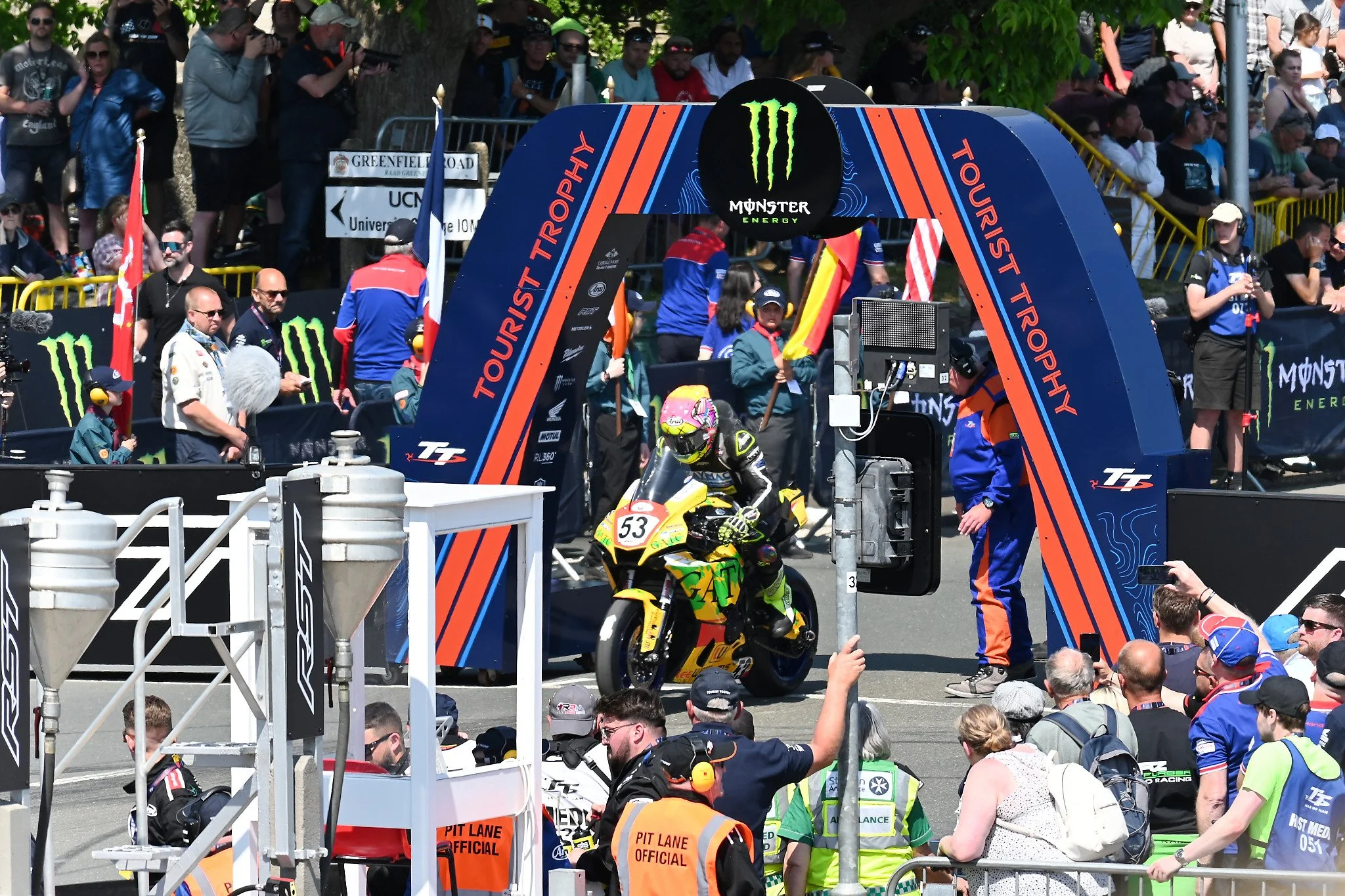 #53 Rhys Hardisty - 1000 Yamaha - Lee Williams Contractors/GATC racing leaves the starting grid on his first lap of the RST Superbike TT Race. Photo taken from the Grandstands on Glencrutchery Road.