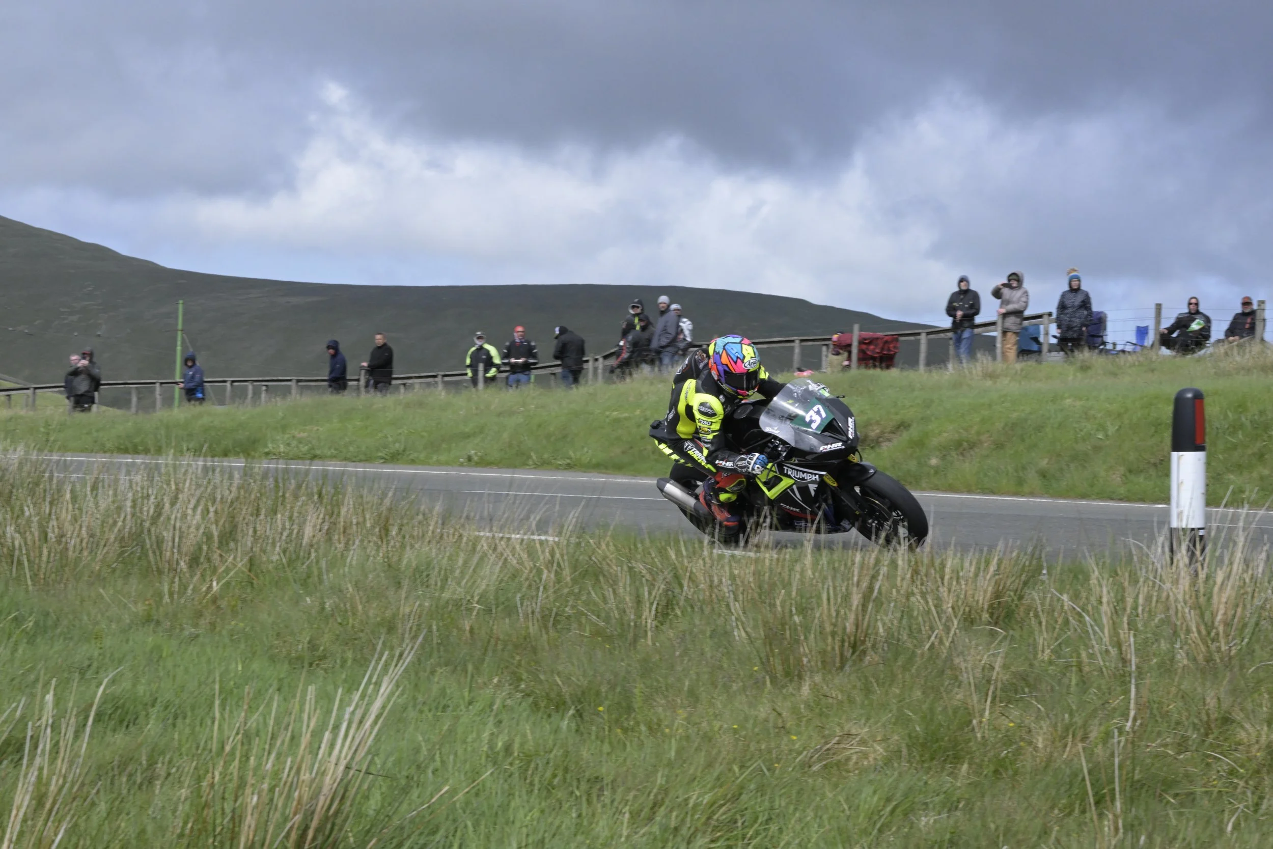Carol Nash Sportbike TT Race 1. #37 Barry Burrell - Triumph Daytona 660 - PHR Performance Triumph Racing. Photo taken at Bungalow. 