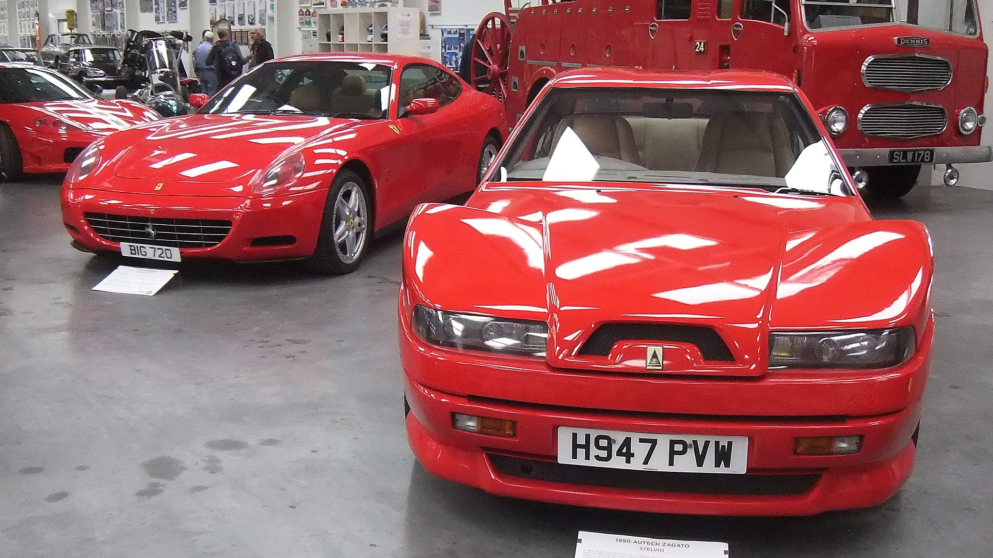 A lot of red vehicles in this musem. 