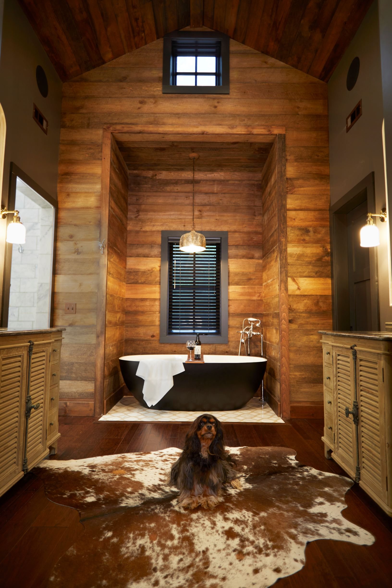G_MountainRetreat_MasterBath.jpg