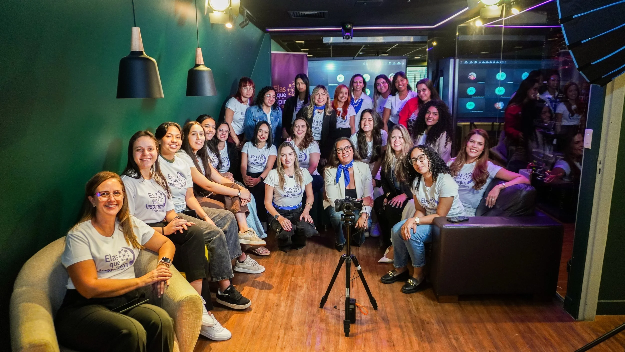 Encontro Vozes que inspiram do "Elas que Inspiram"