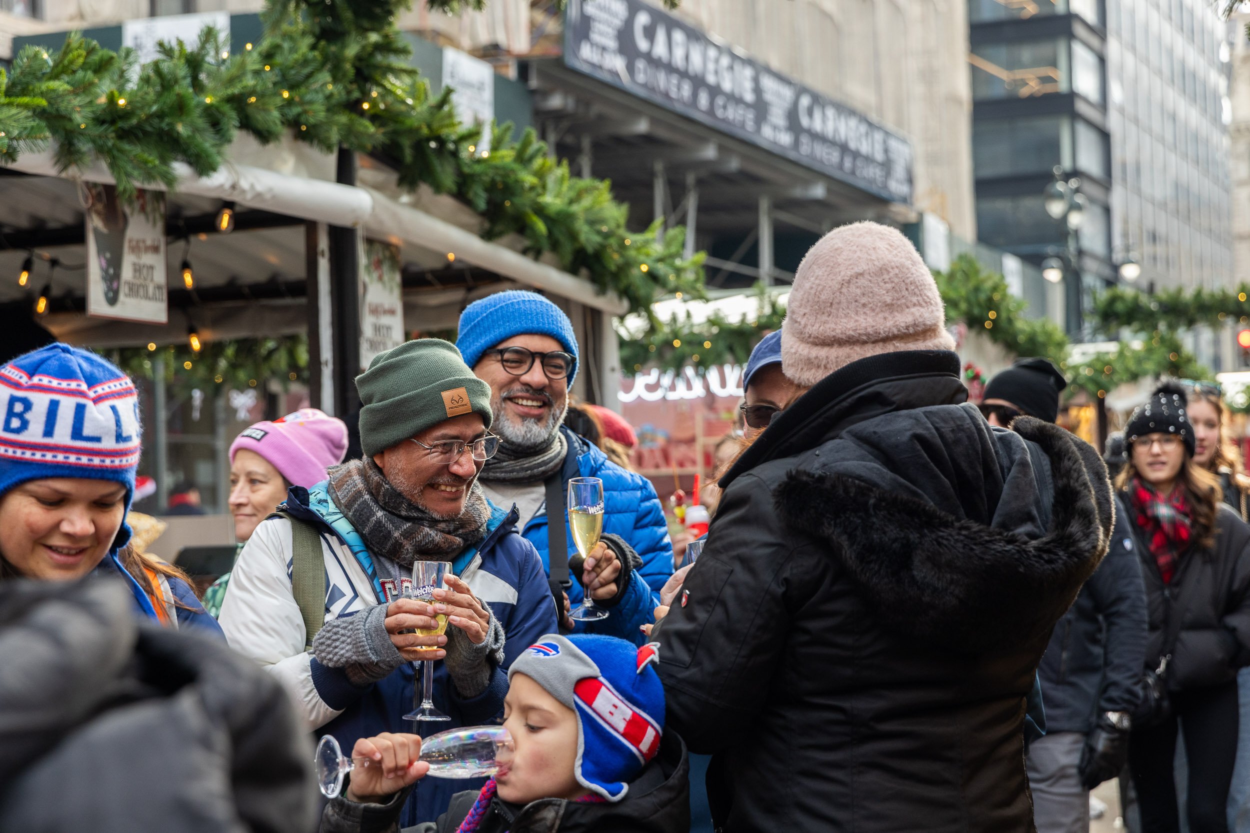WELCHSNYCHOLIDAYMARKET-2.jpg