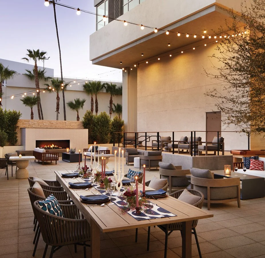 Dining-925x900.jpg