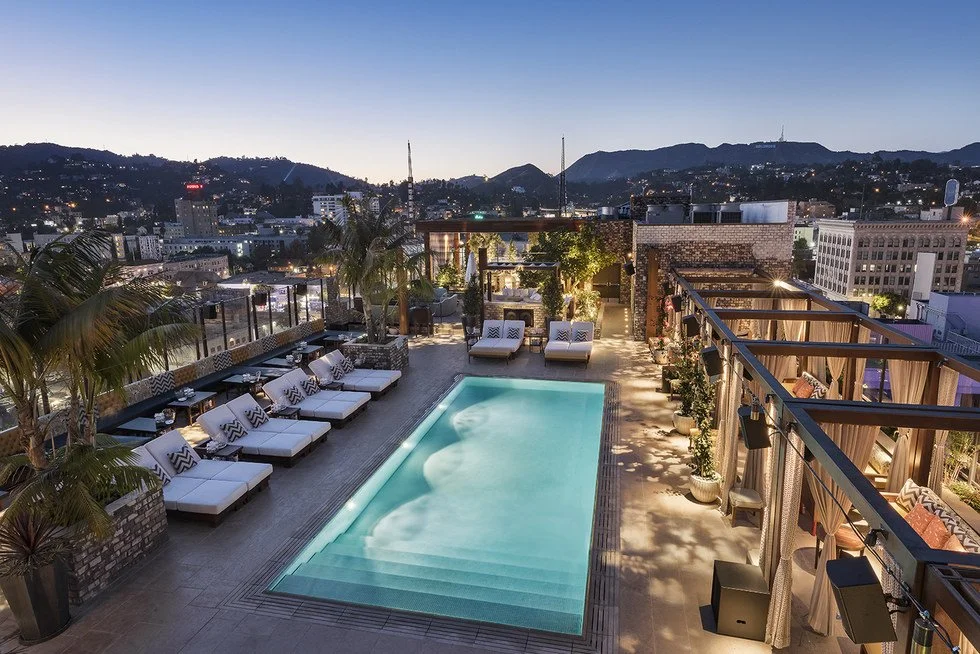 Dream_Hotel_NightimePool_1043.jpg
