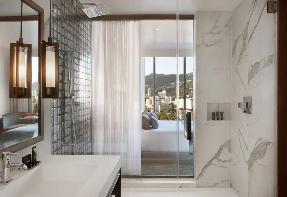 BathroomWeb (1).jpg