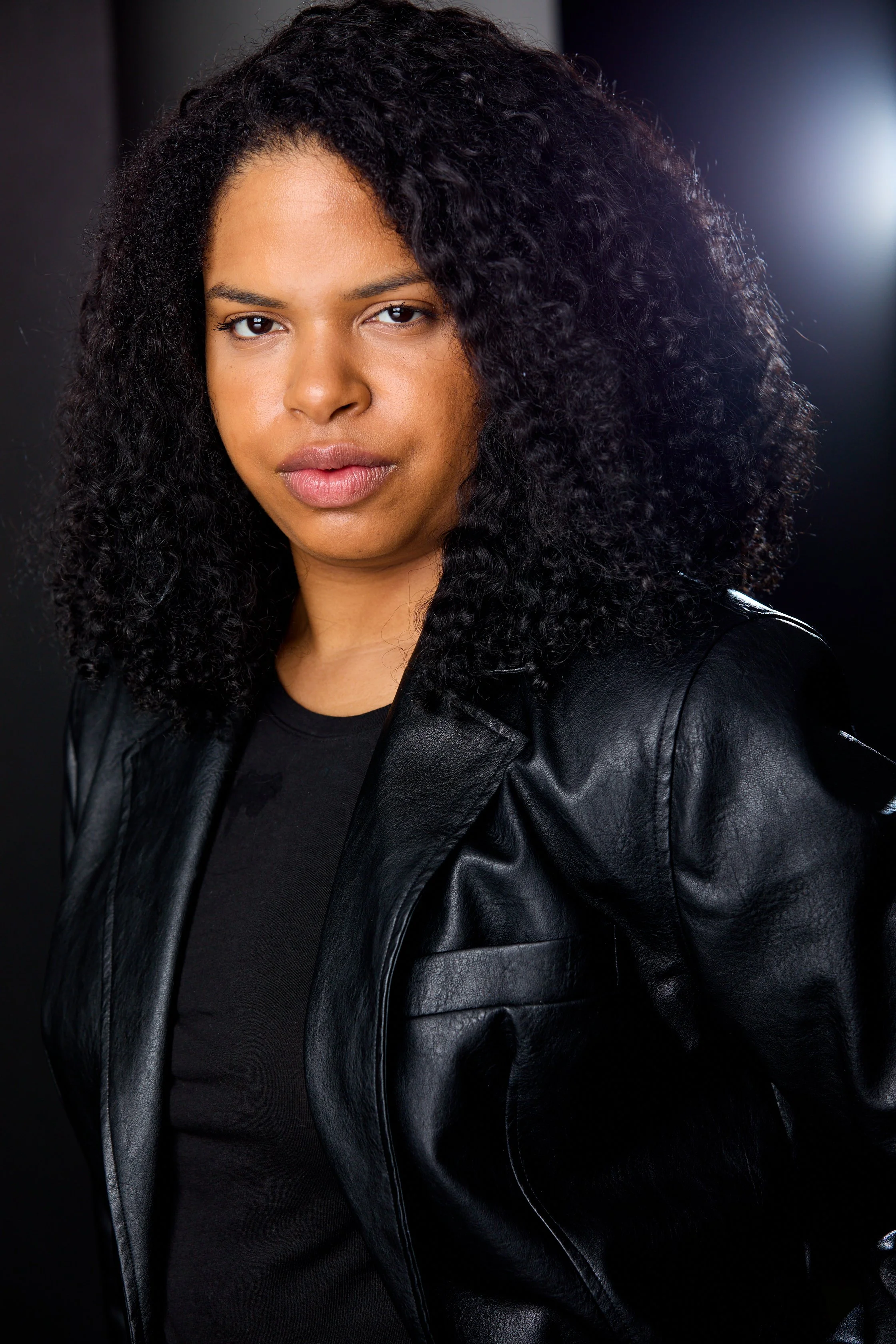 Actress Deanna Rowland. Detective and rebel headshot by Cameron Radice Photography