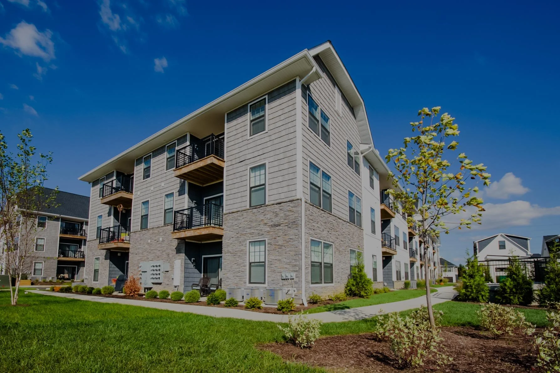 The Pointe Hilliard | Building Exterior
