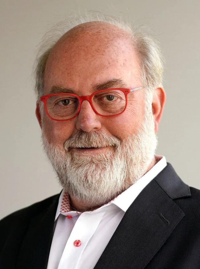 We asked Chat GPT about the power of global networking… This is how it ties in with IBCircle and our September 6 Gala event with World-Famous Futurist Thomas Frey