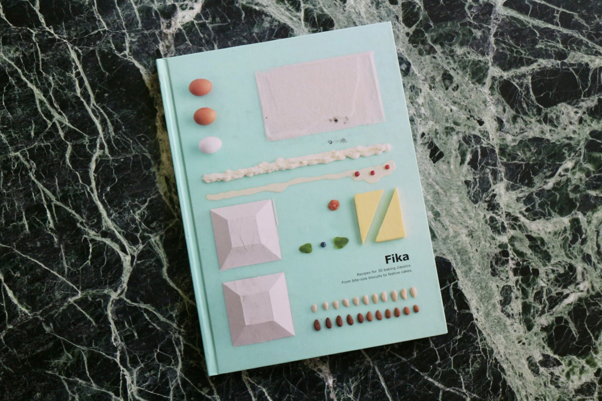 Fika: Recipes for 30 Baking Classics