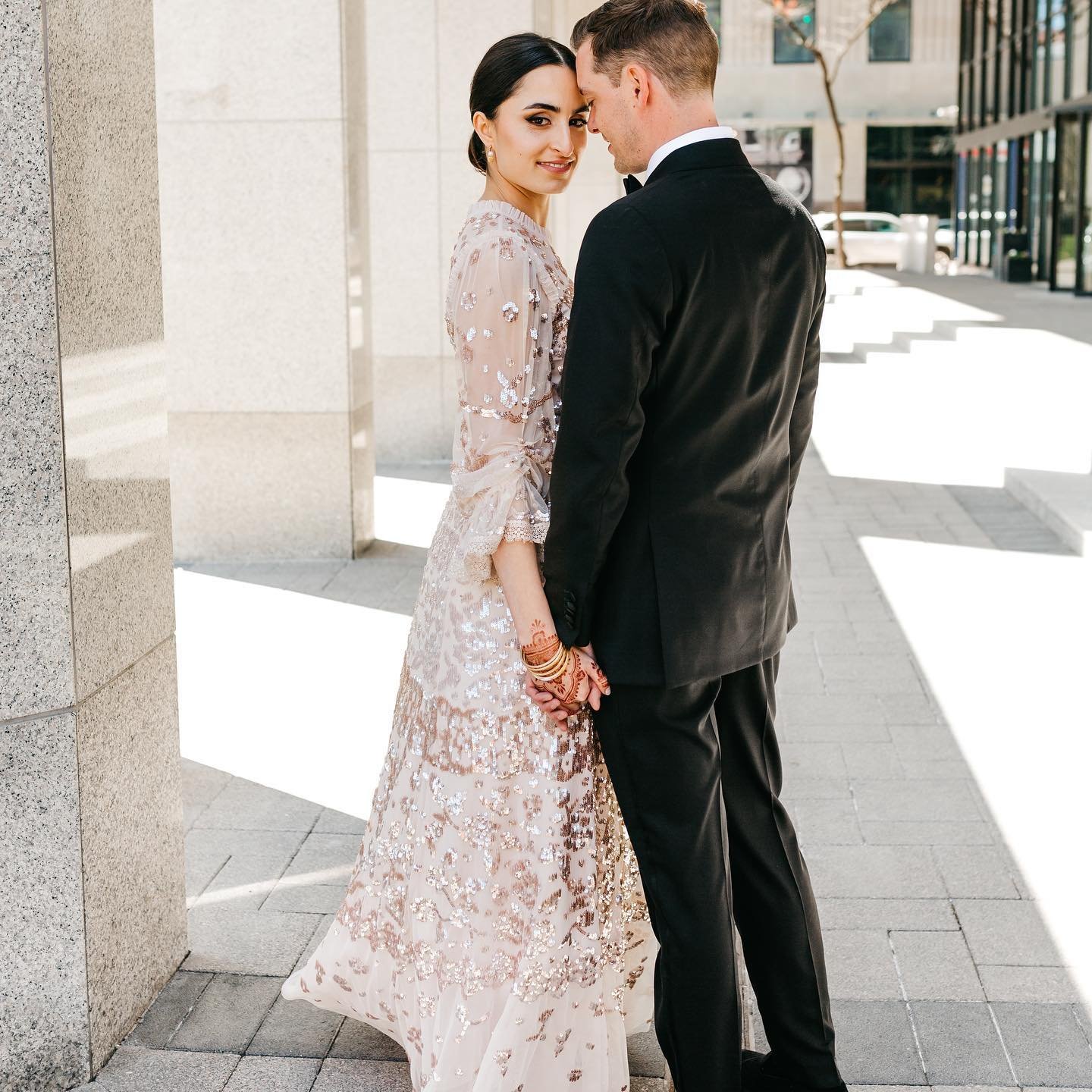 Glowing from head to toe 
Photos by @beccaveyphotography
Hair by @thuydinh_lacandco
.
.
.
.
.
.
#torontobrides #torontomua #bridalmakeup #yorkvillemua #fullglam #bridesoftoronto #rebelandbeautybabes #yorkvillebeauty #torontosalon #weddingday #wedding