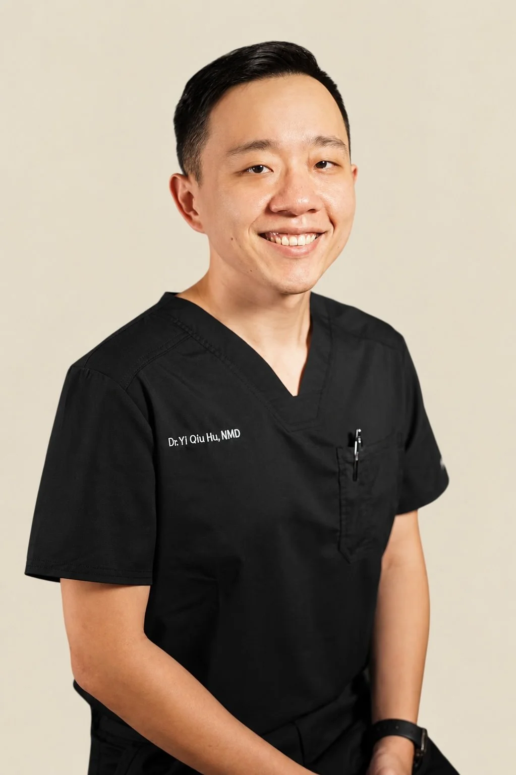Dr. YiQiu Hu, Arizona concierge medicine physician serving patients in Gilbert