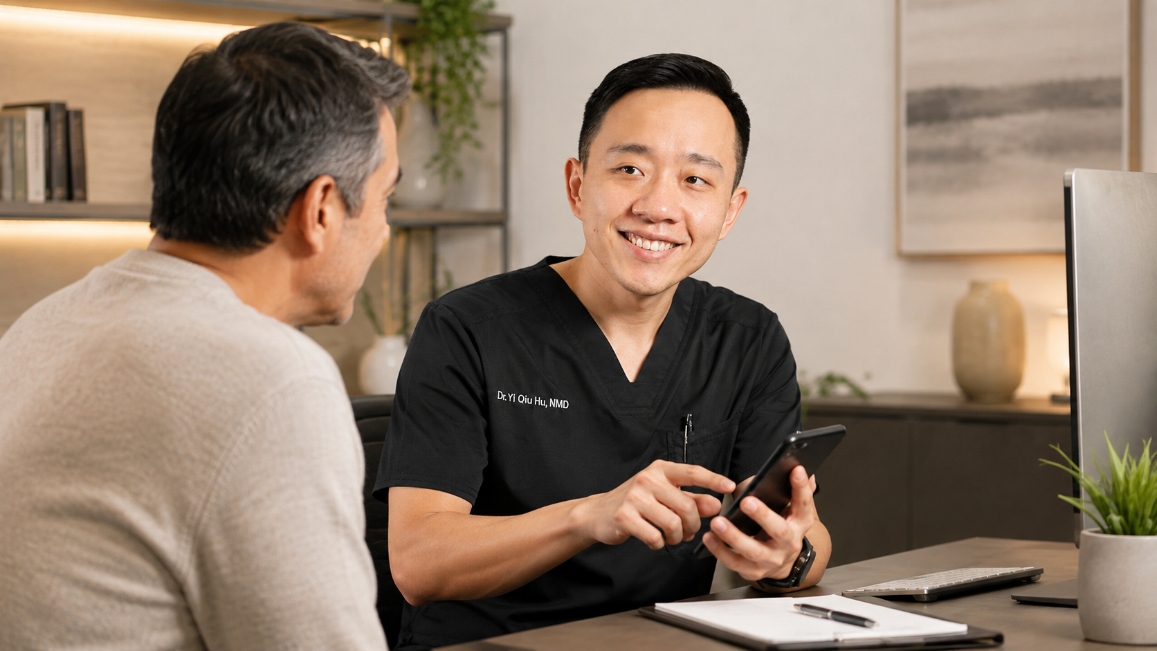 Concierge physician providing direct communication and personalized medical care to a patient