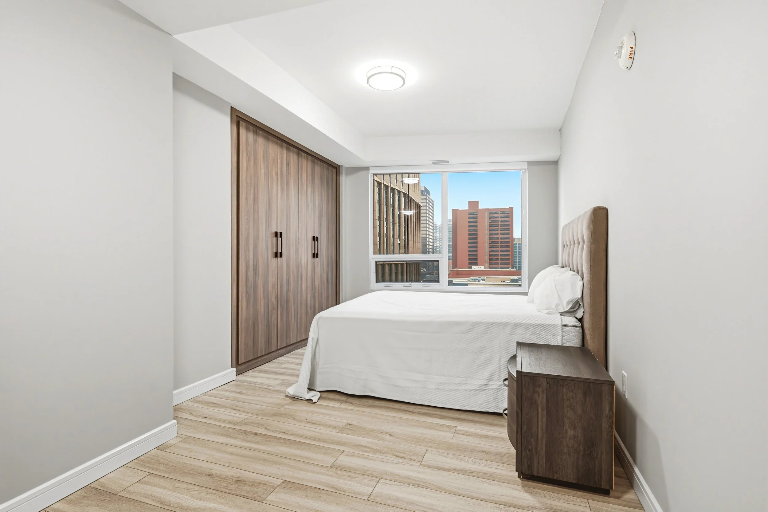 15 - Unit 1004 Marquee Residence.jpg