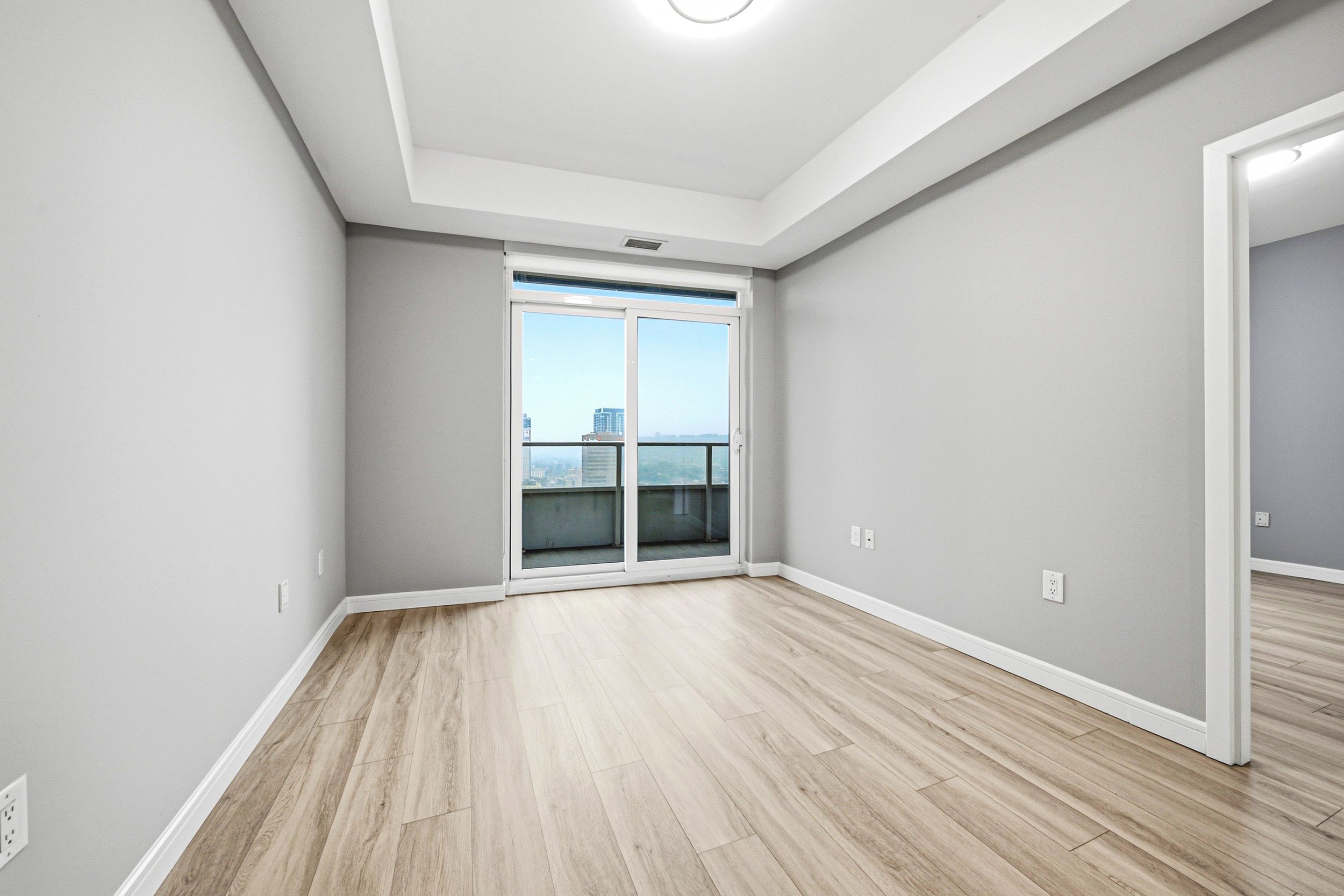 10 - Suite 2306 Marquee Residence.jpg