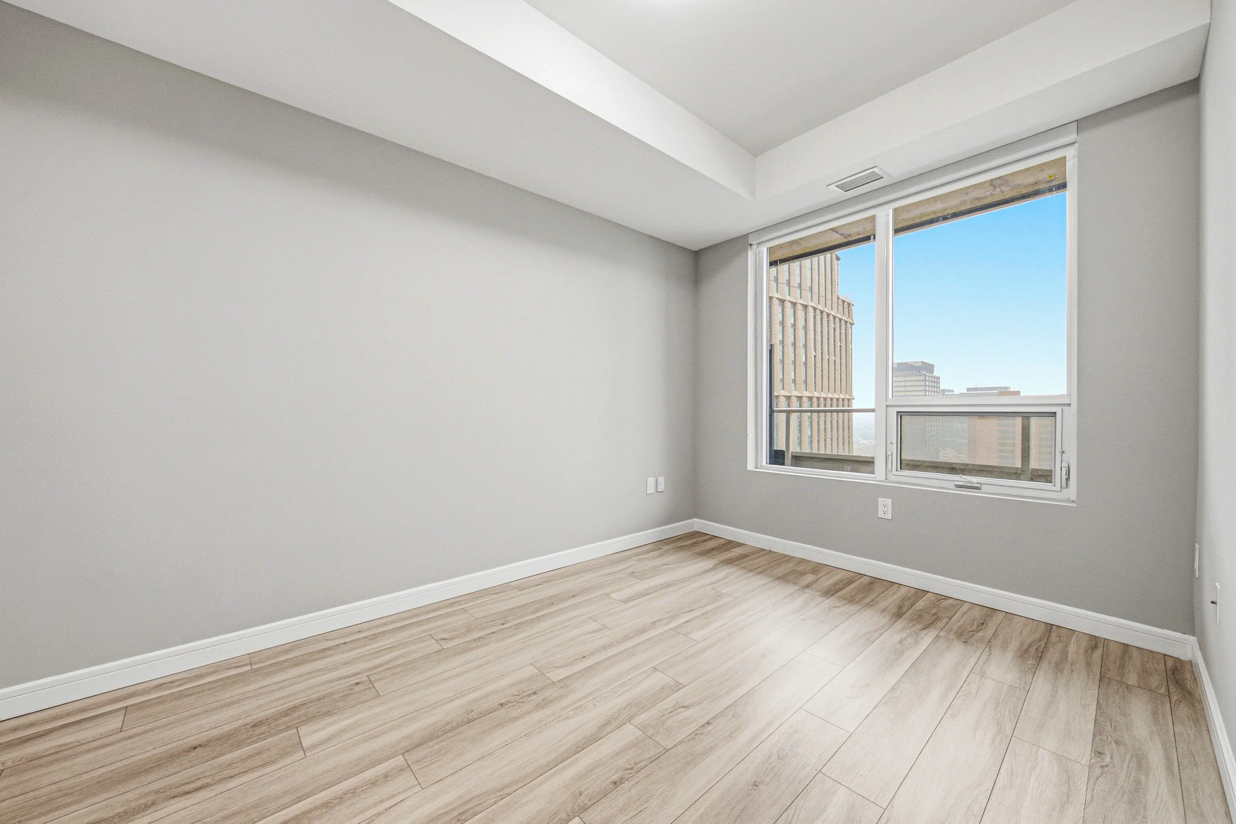12 - Suite 2306 Marquee Residence.jpg