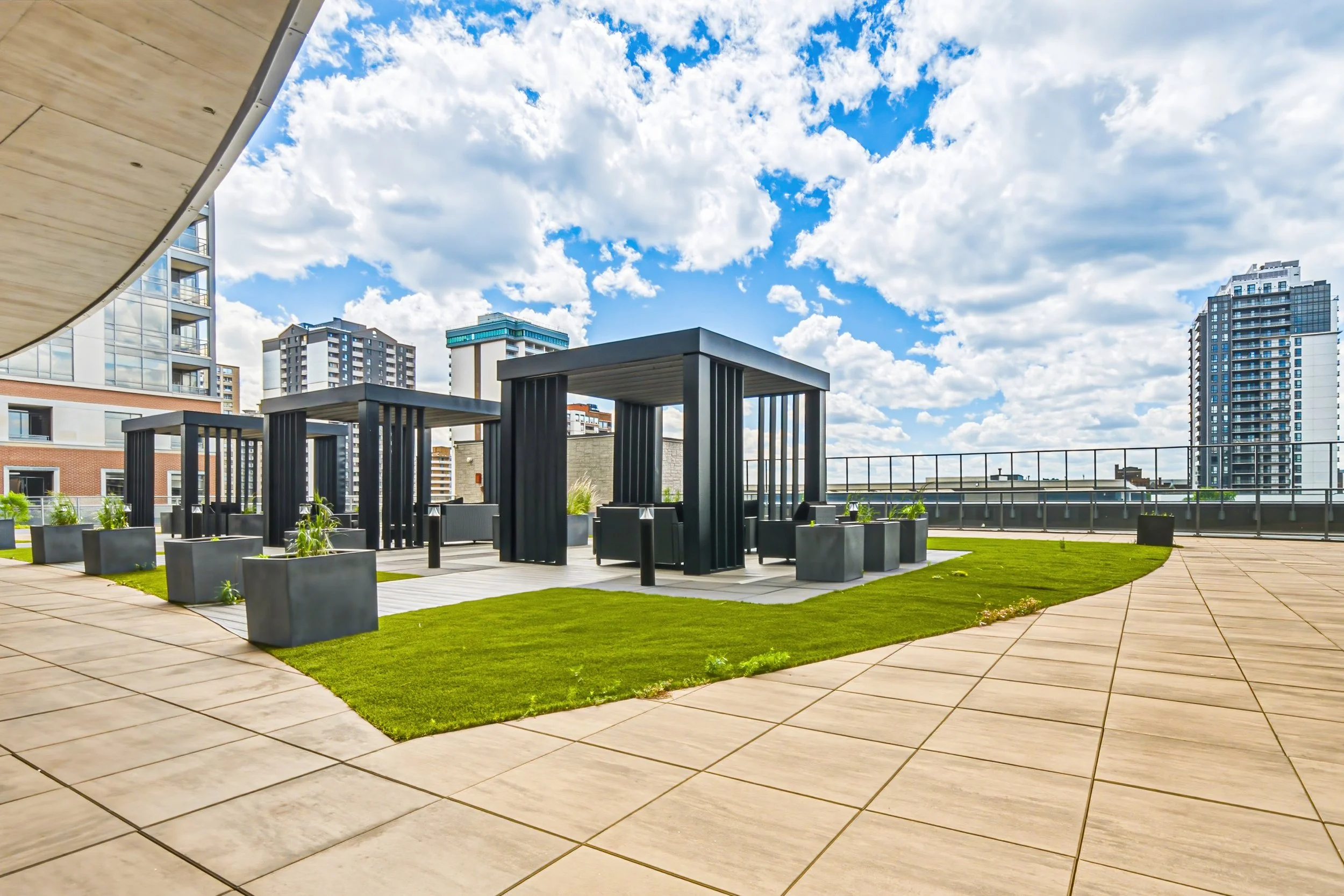 29 - Suite 2306 Marquee Residence.jpg